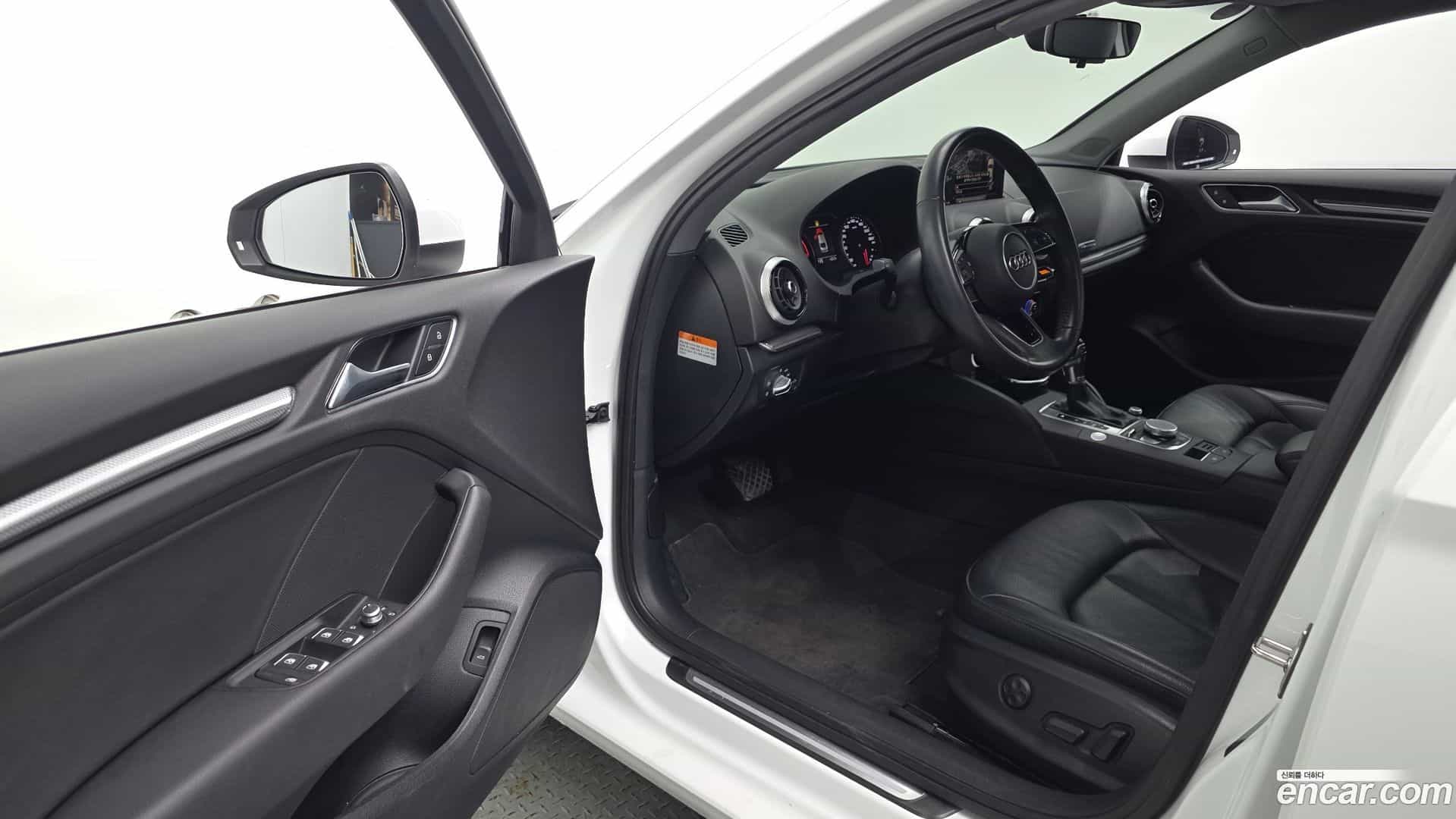 A3 Audi 2018.8-INNER-010