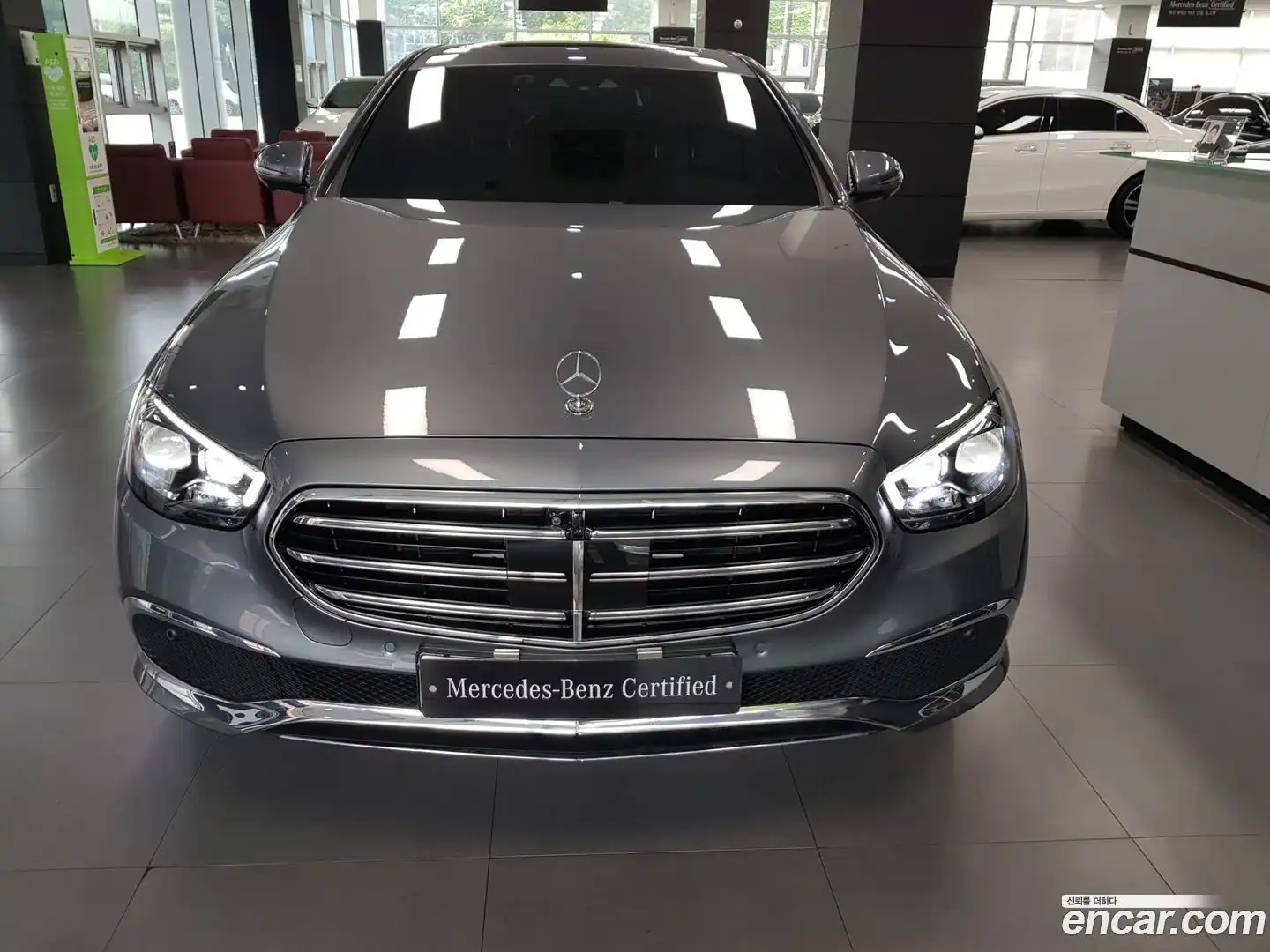 E-Class Mercedes-Benz 2023.5-OUTER-003