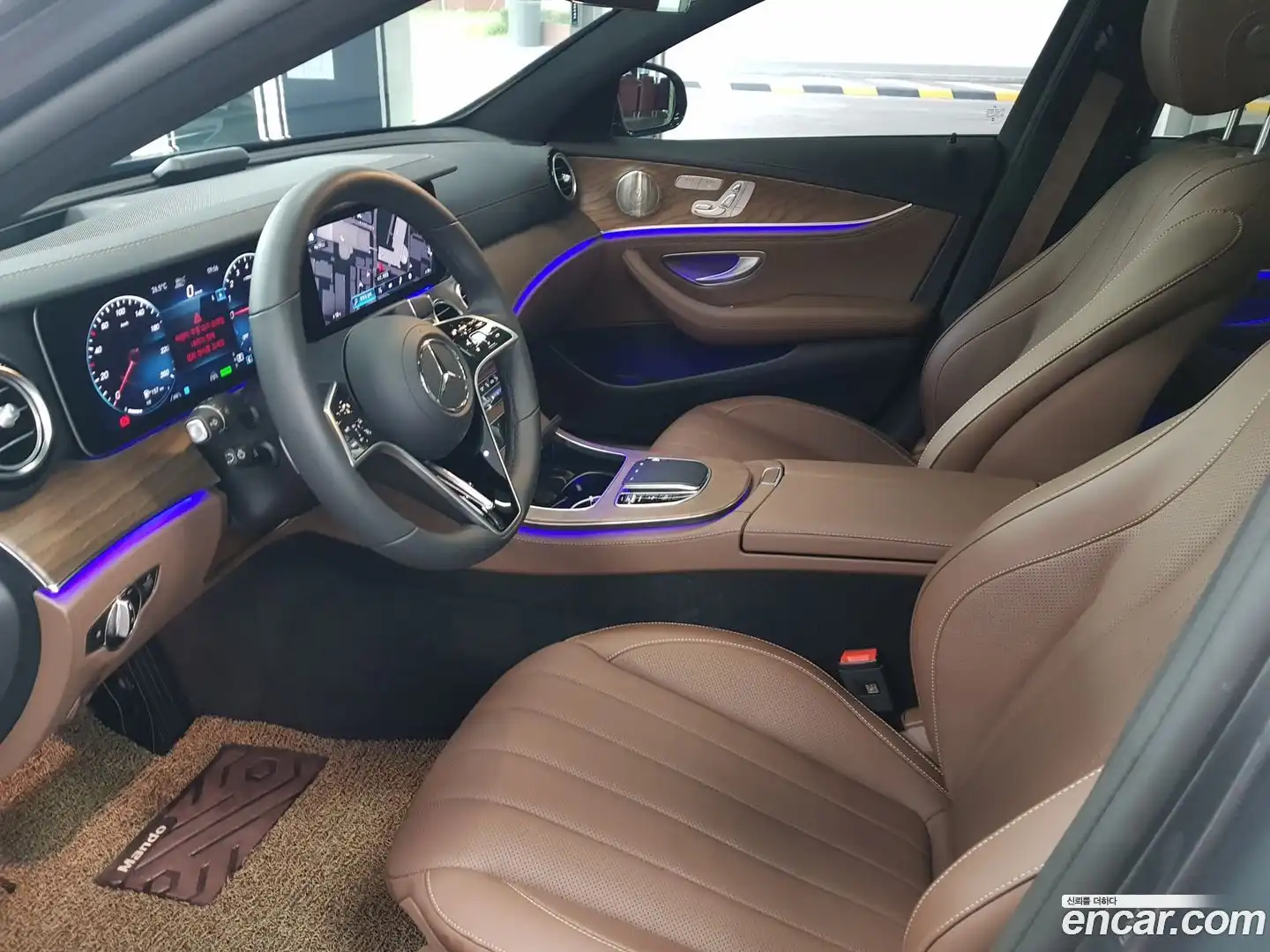 E-Class Mercedes-Benz 2023.5-INNER-010