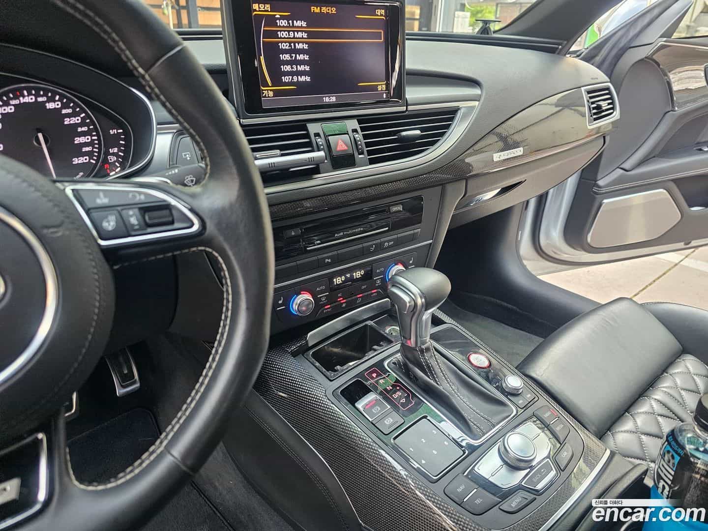 S7 Audi 2013.10-INNER-009