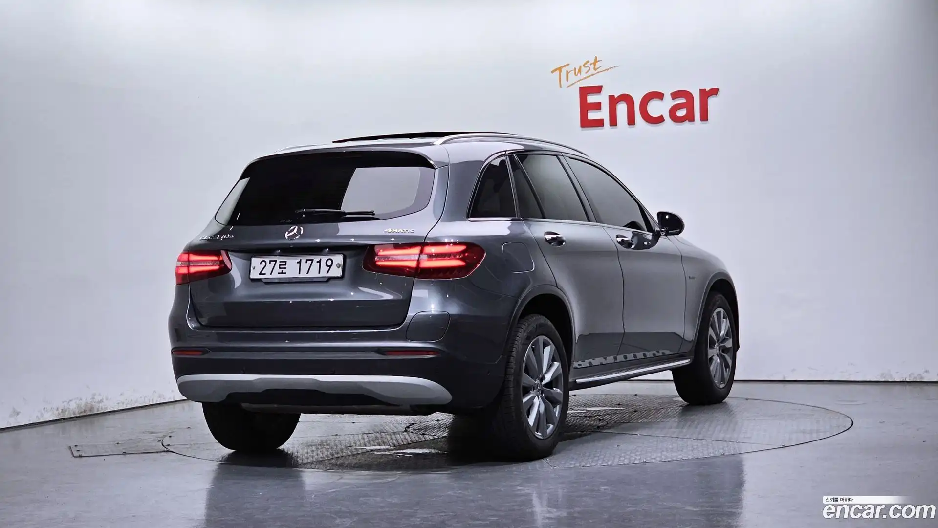 GLC-Class Mercedes-Benz 2019.3-OUTER-002