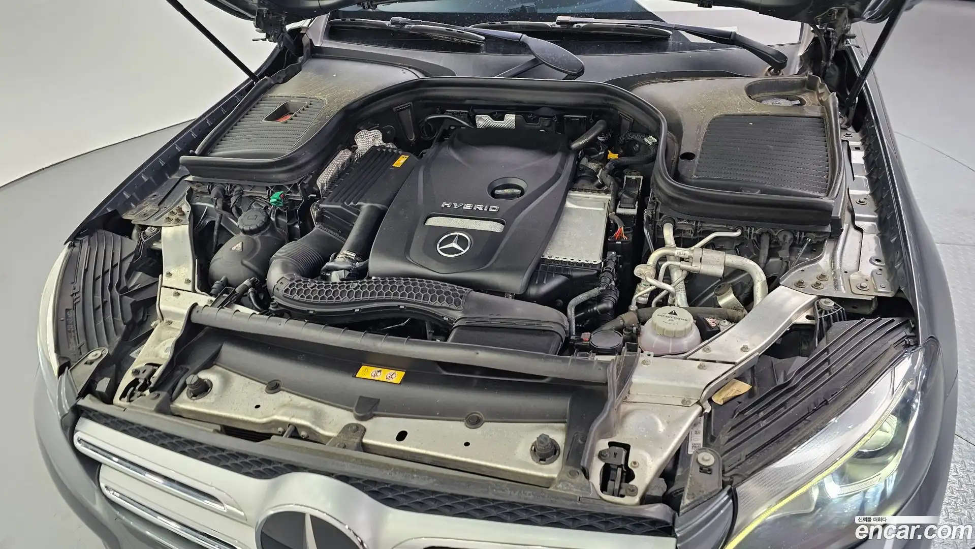 GLC-Class Mercedes-Benz 2019.3-OUTER-006