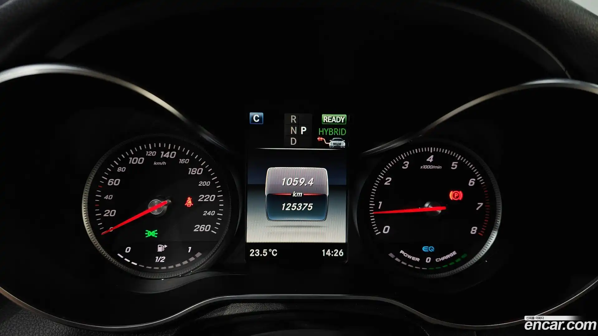 GLC-Class Mercedes-Benz 2019.3-INNER-008