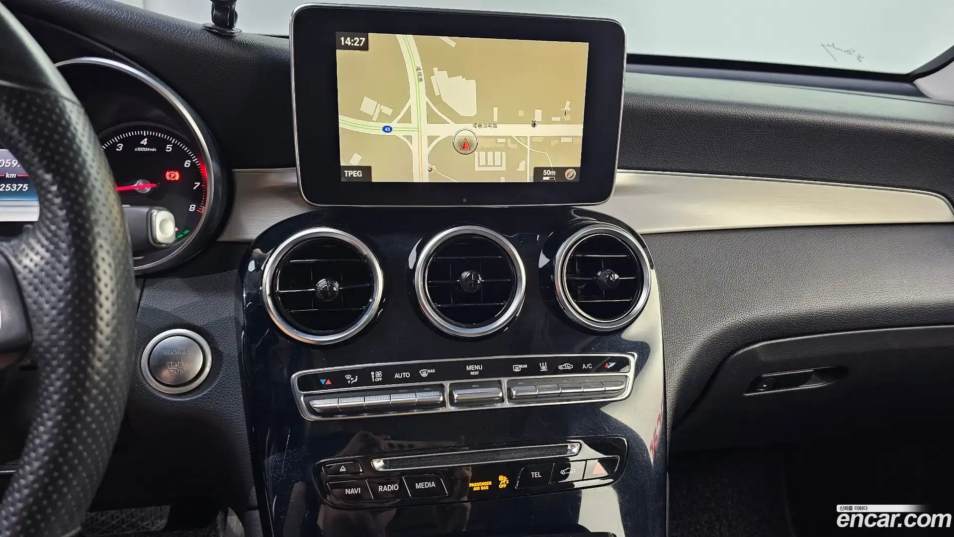 GLC-Class Mercedes-Benz 2019.3-OPTION-018
