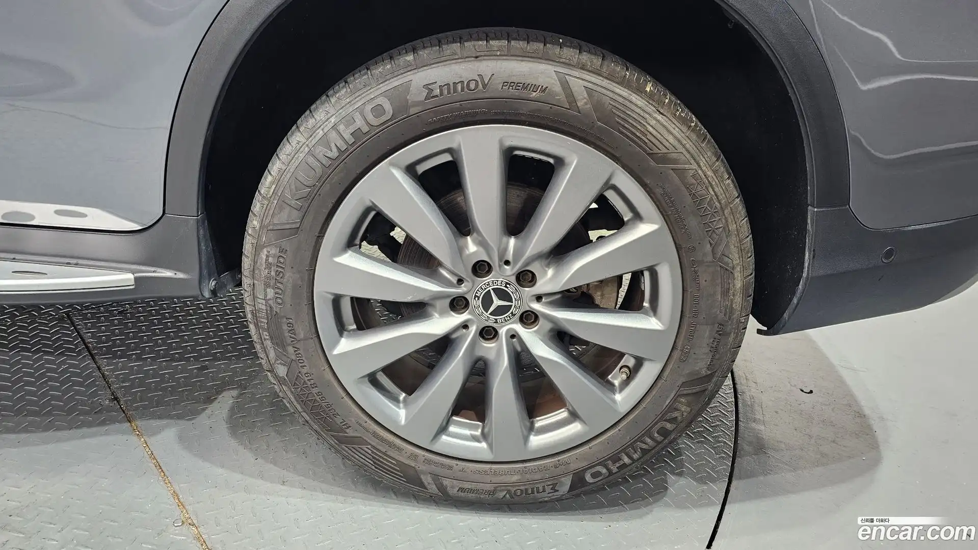 GLC-Class Mercedes-Benz 2019.3-OUTER-031
