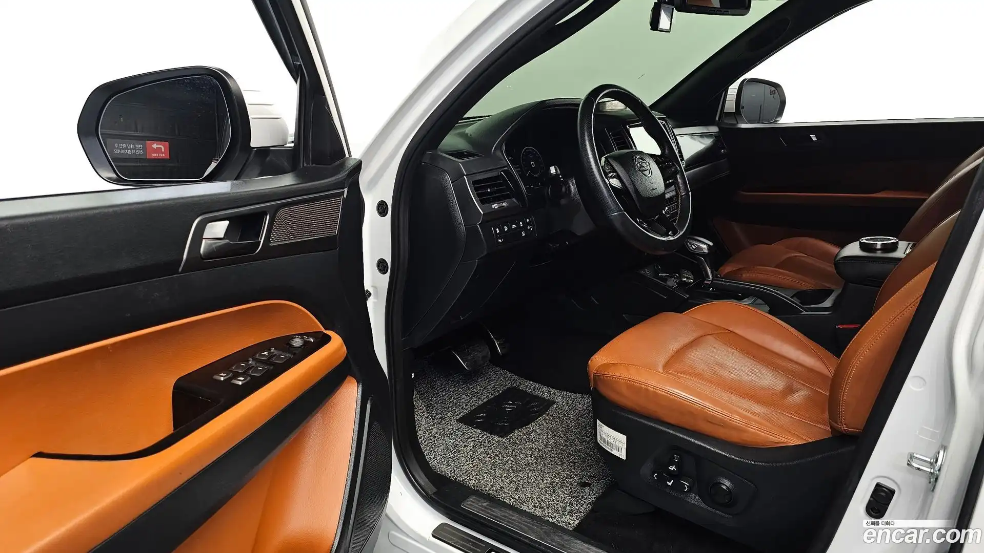 Rexton KG Mobility 2022.1-INNER-010