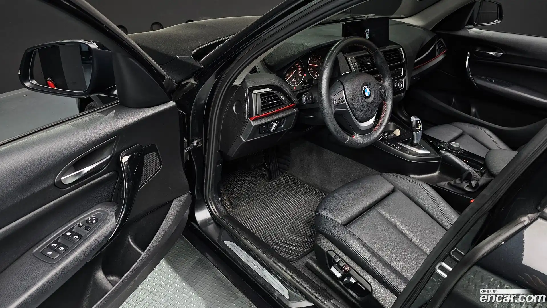 1-Series BMW 2016.4-INNER-010