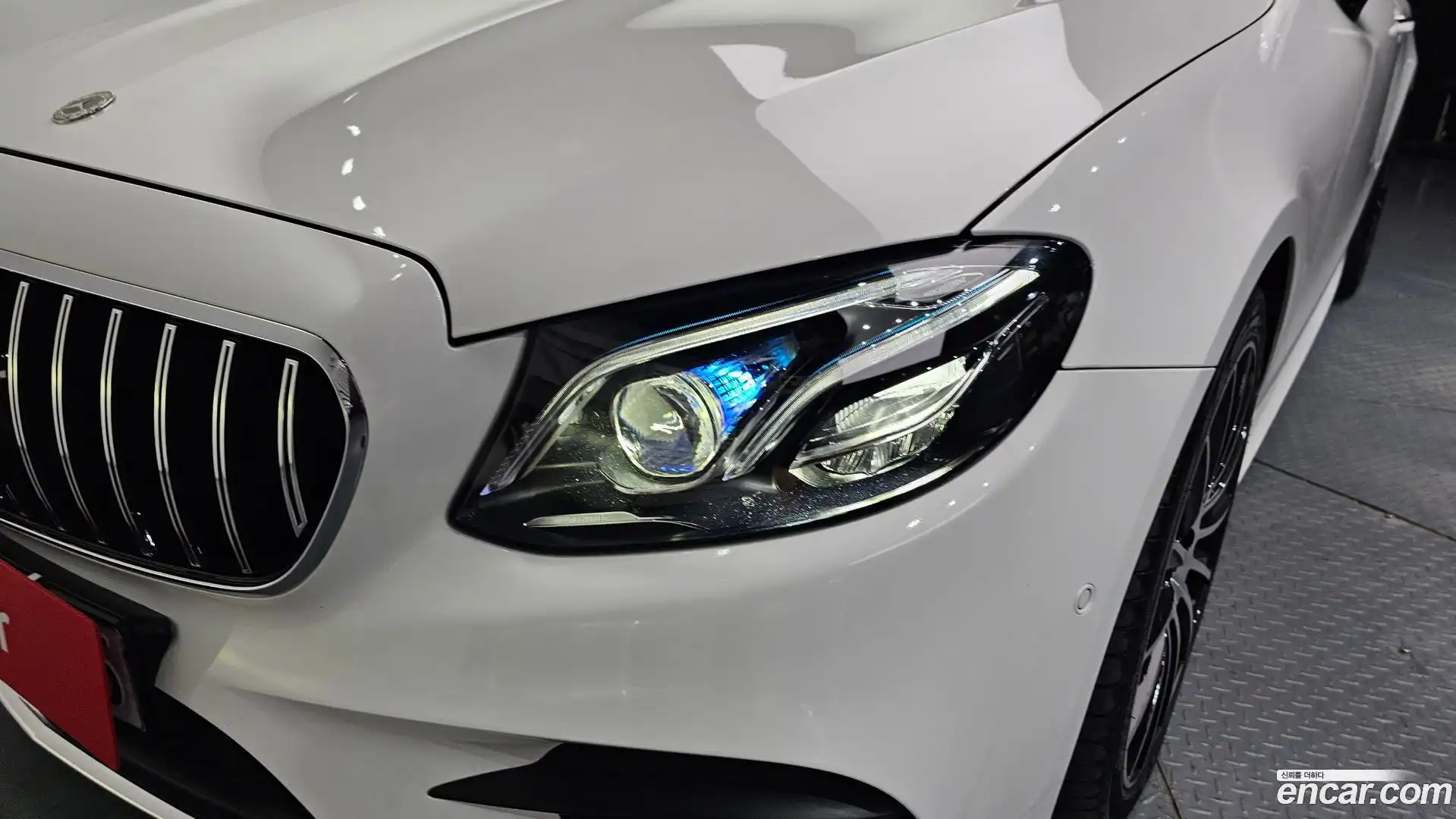 E-Class Mercedes-Benz 2018.9-OUTER-032