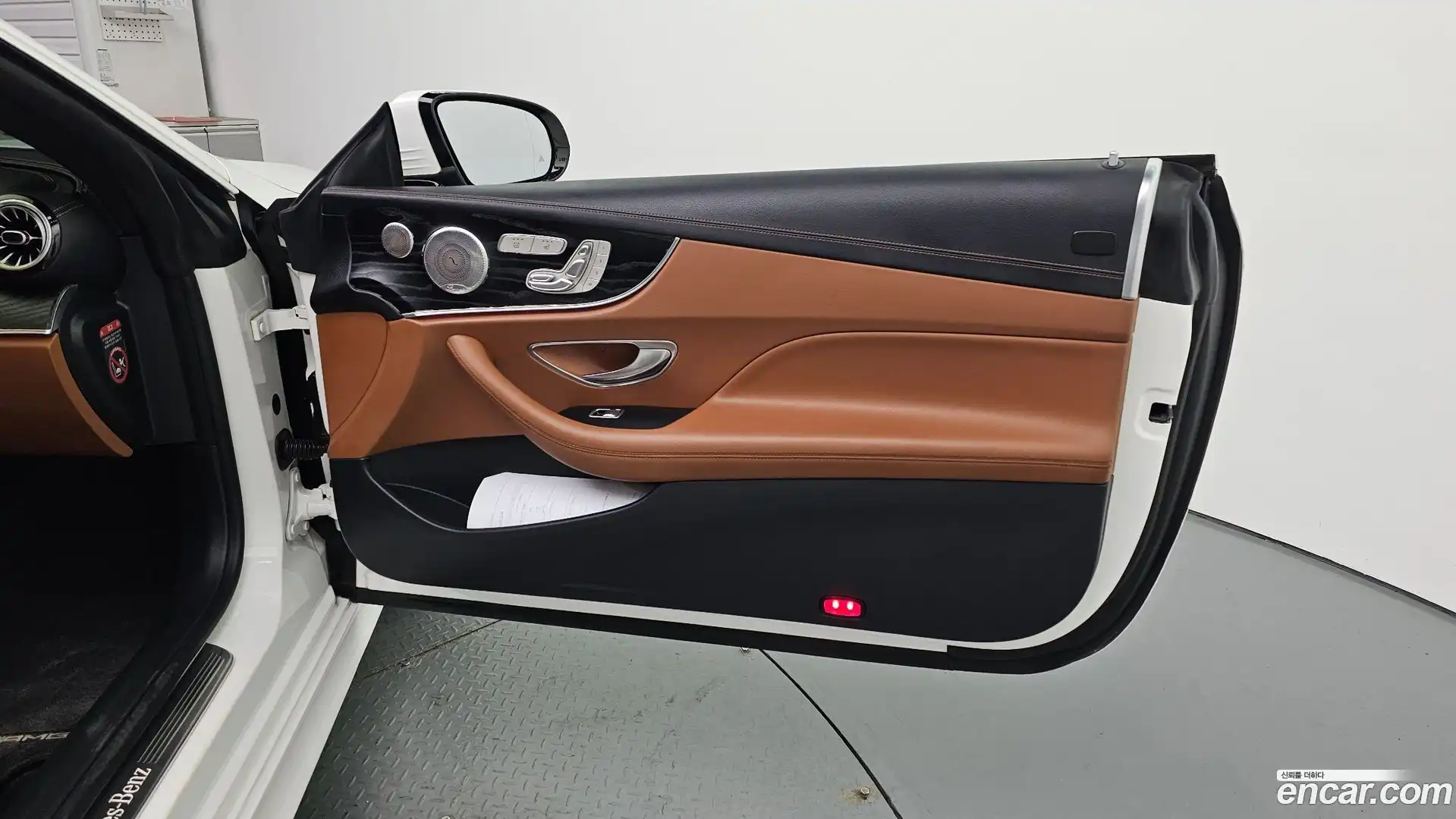 E-Class Mercedes-Benz 2018.9-INNER-035