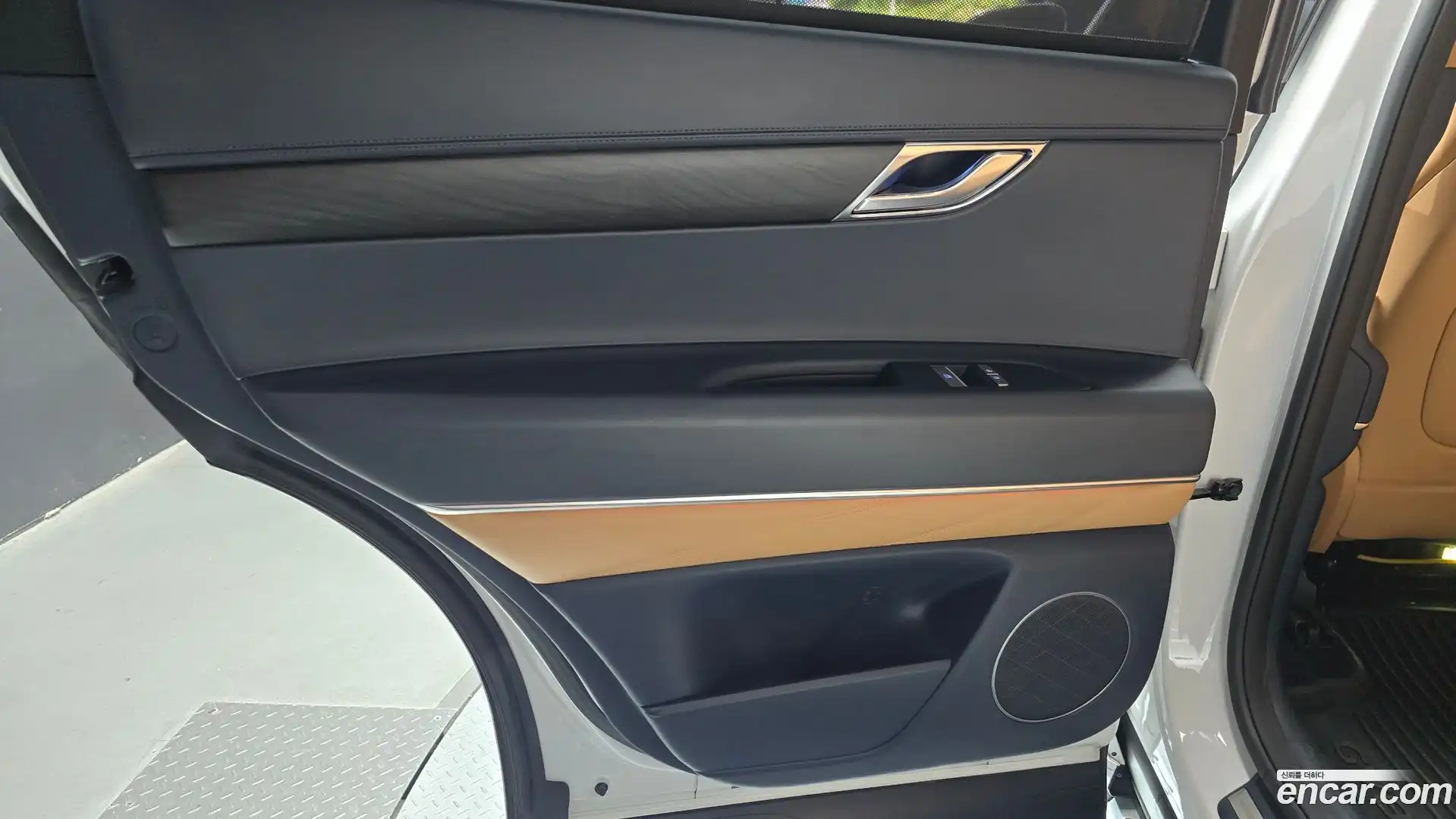 GV80 Genesis 2022.8-INNER-035