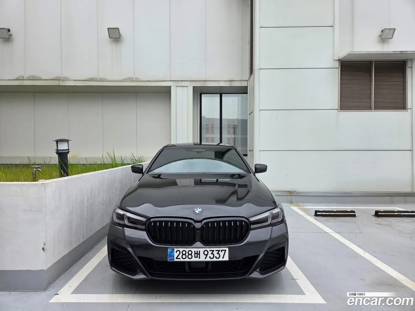 Main__Slider__Photo:5-Series BMW 2023.5-0