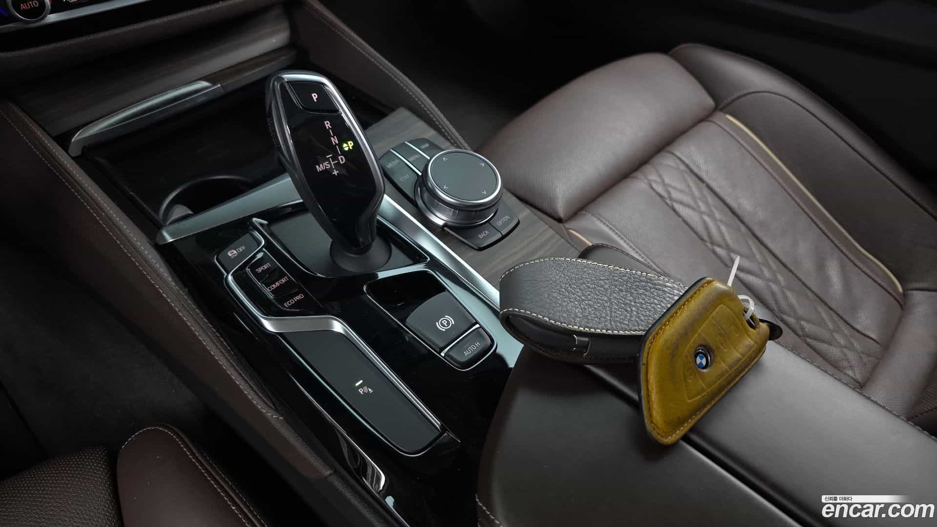 5-Series BMW 2019.7-INNER-009