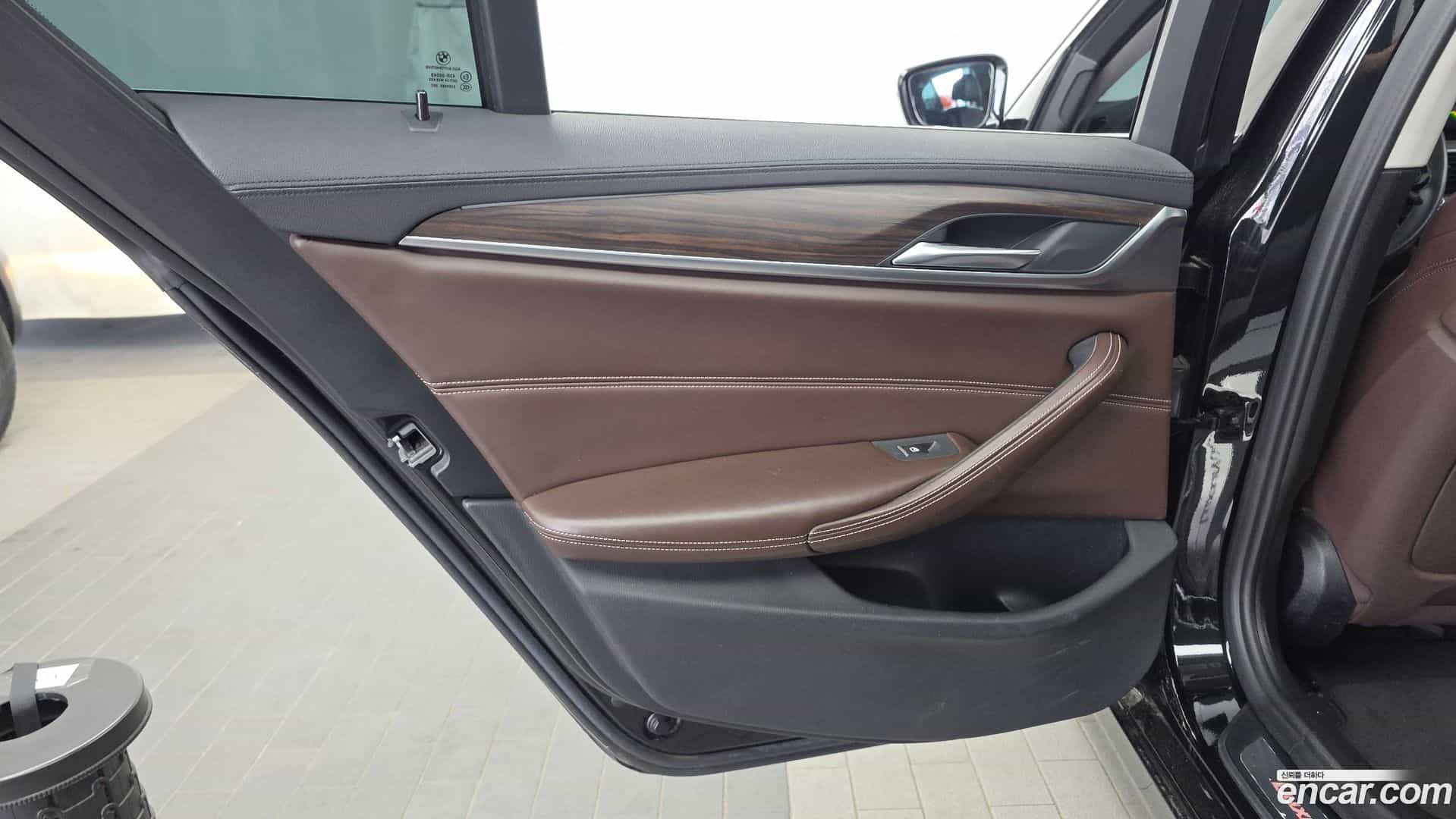 5-Series BMW 2019.7-INNER-035
