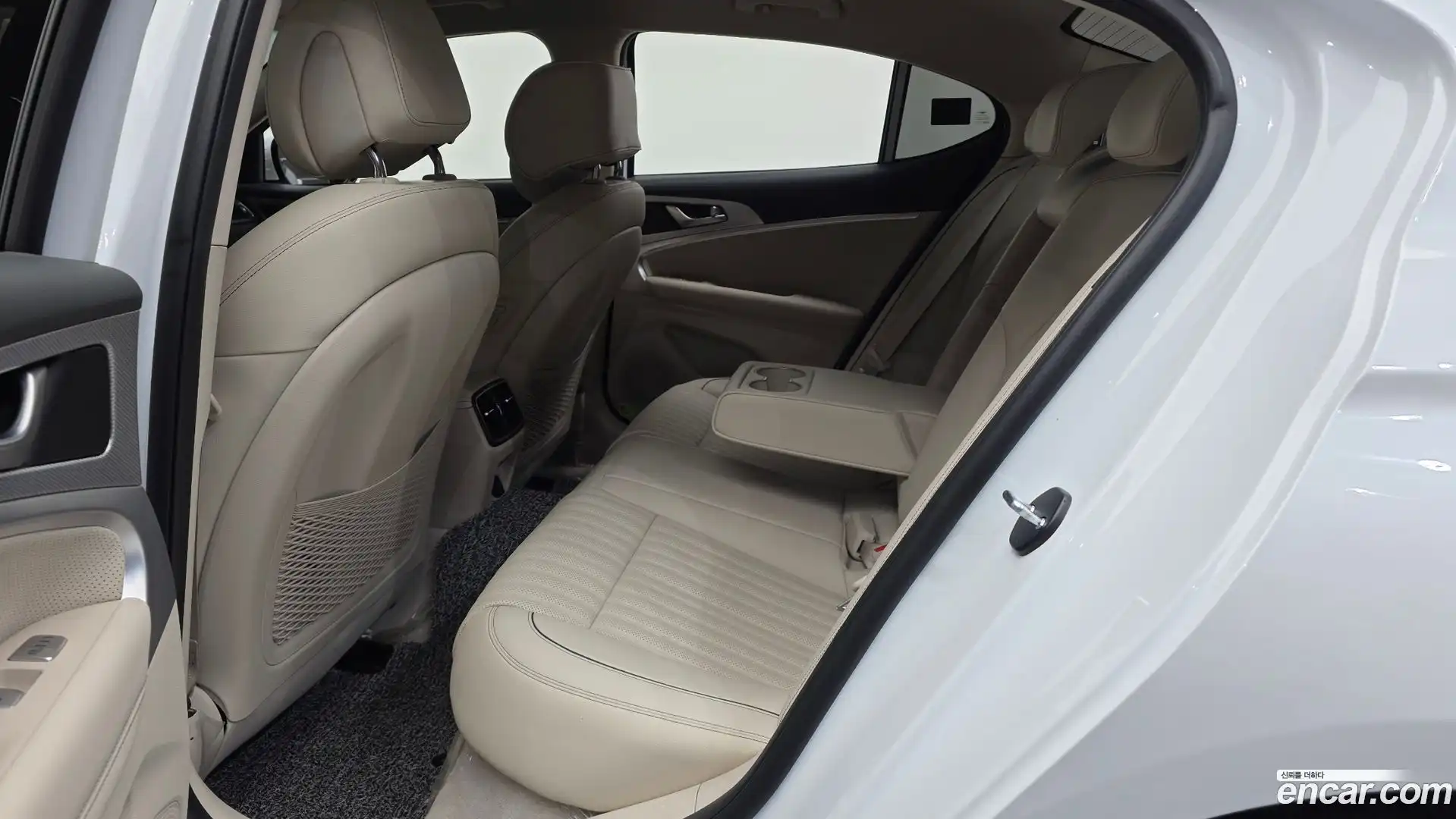 G70 Genesis 2023.1-OPTION-016