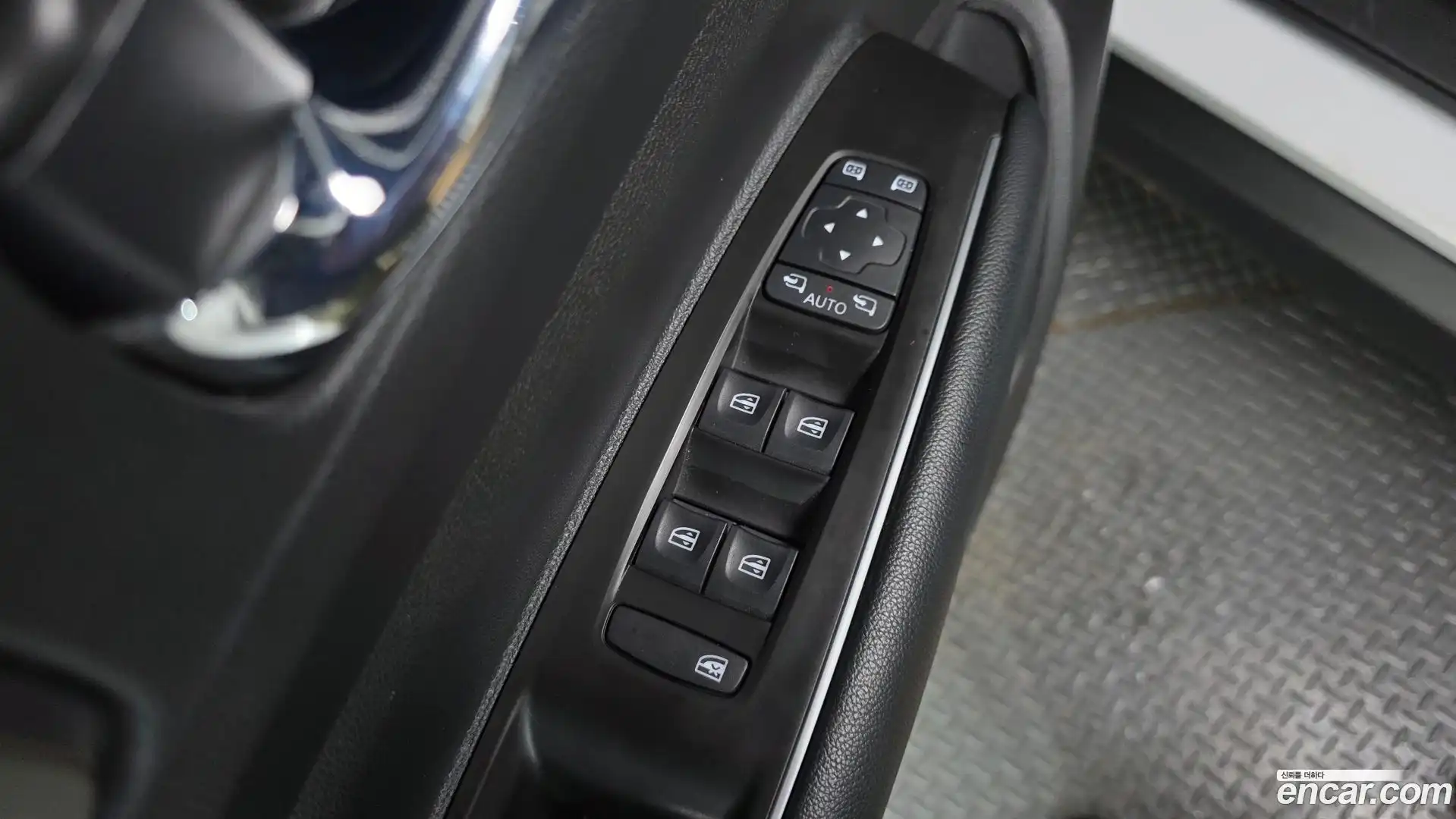 QM6 Renault Korea 2022.0-OPTION-015