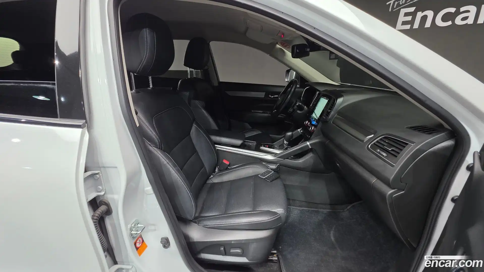 QM6 Renault Korea 2022.0-INNER-036