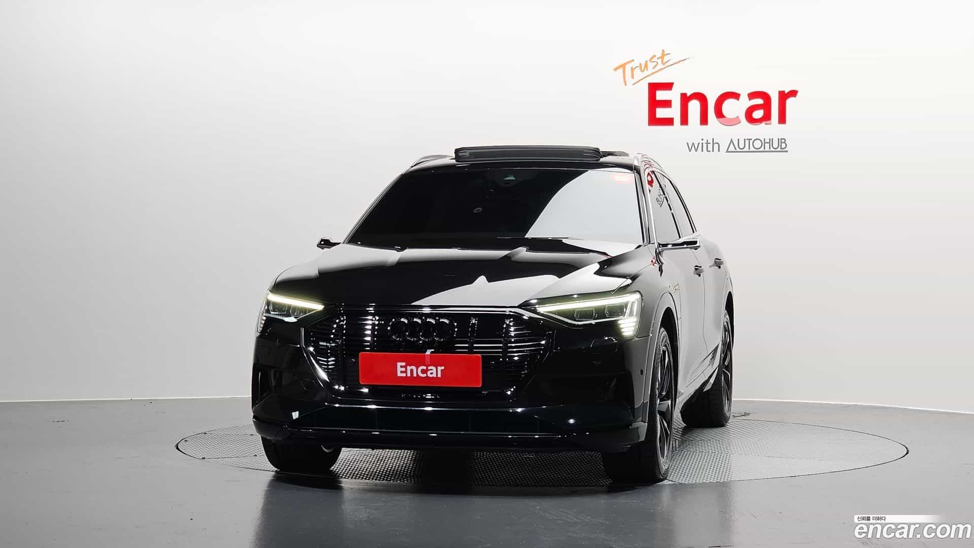 e-tron Audi 2020.6-OUTER-003