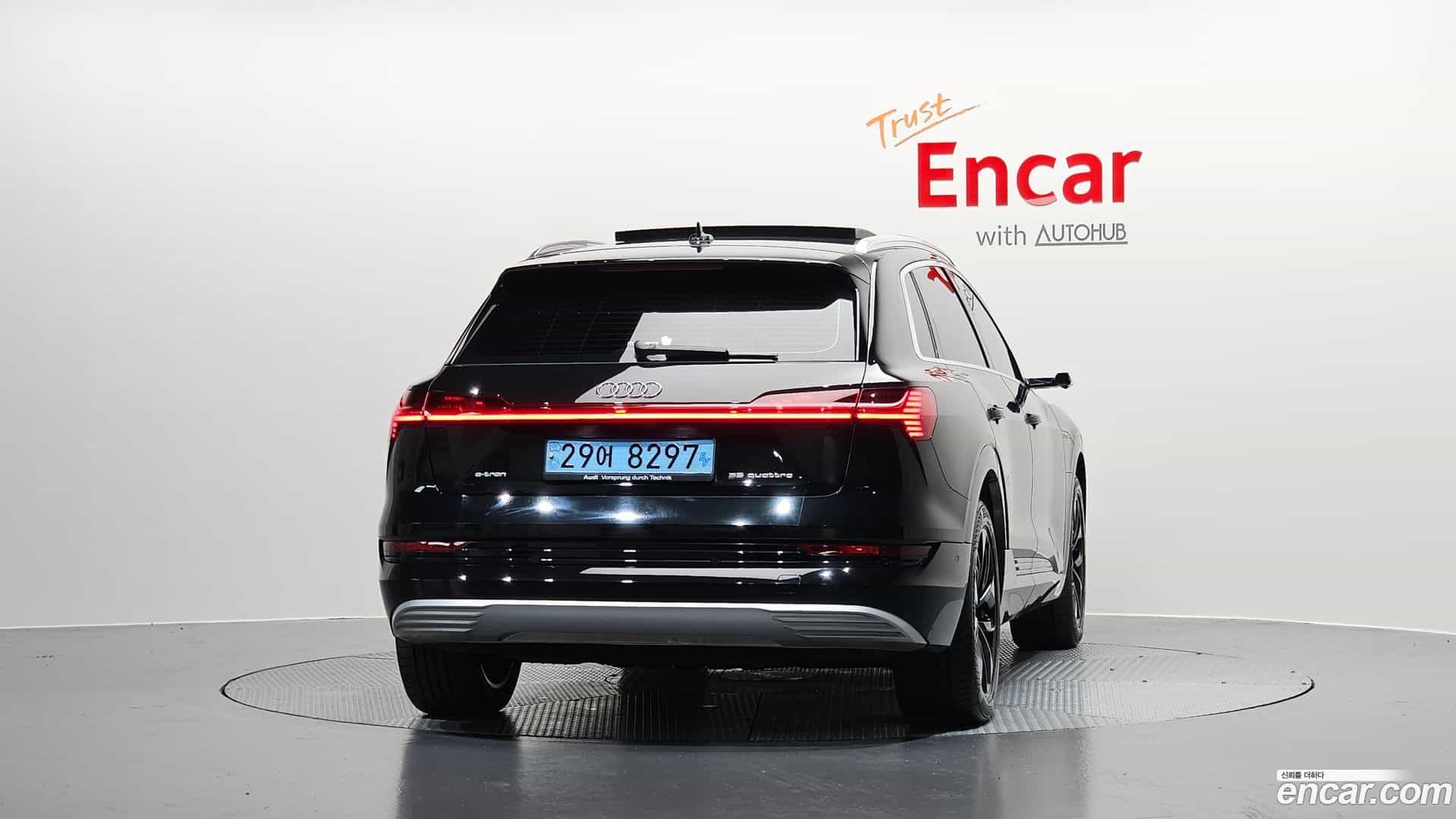 e-tron Audi 2020.6-OUTER-004