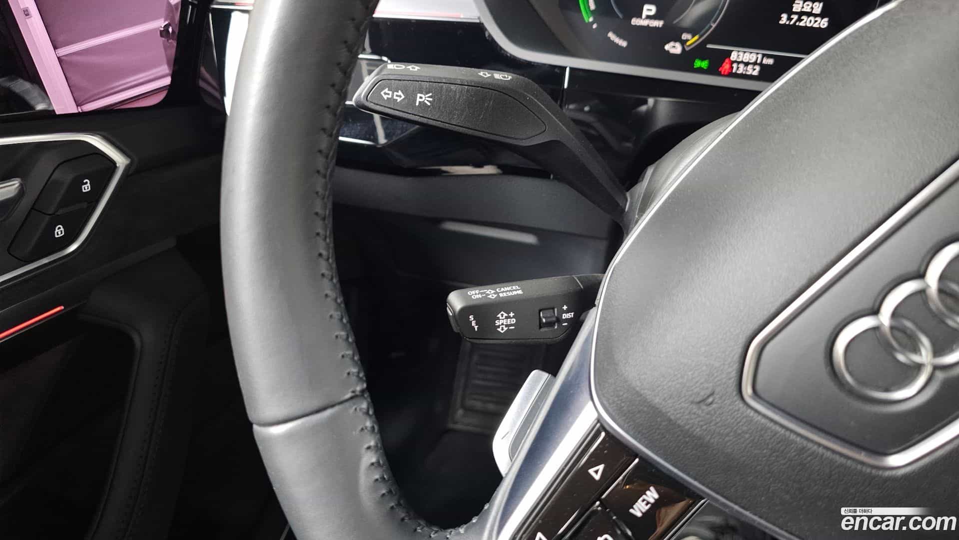 e-tron Audi 2020.6-OPTION-019