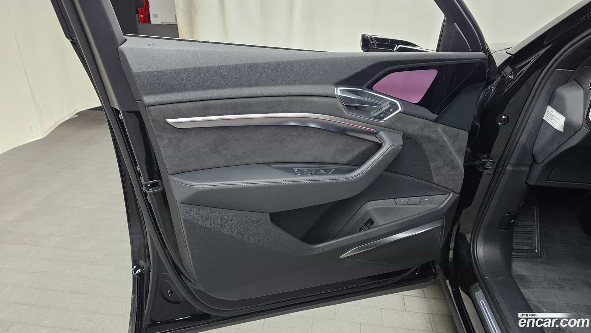 e-tron Audi 2020.6-INNER-034