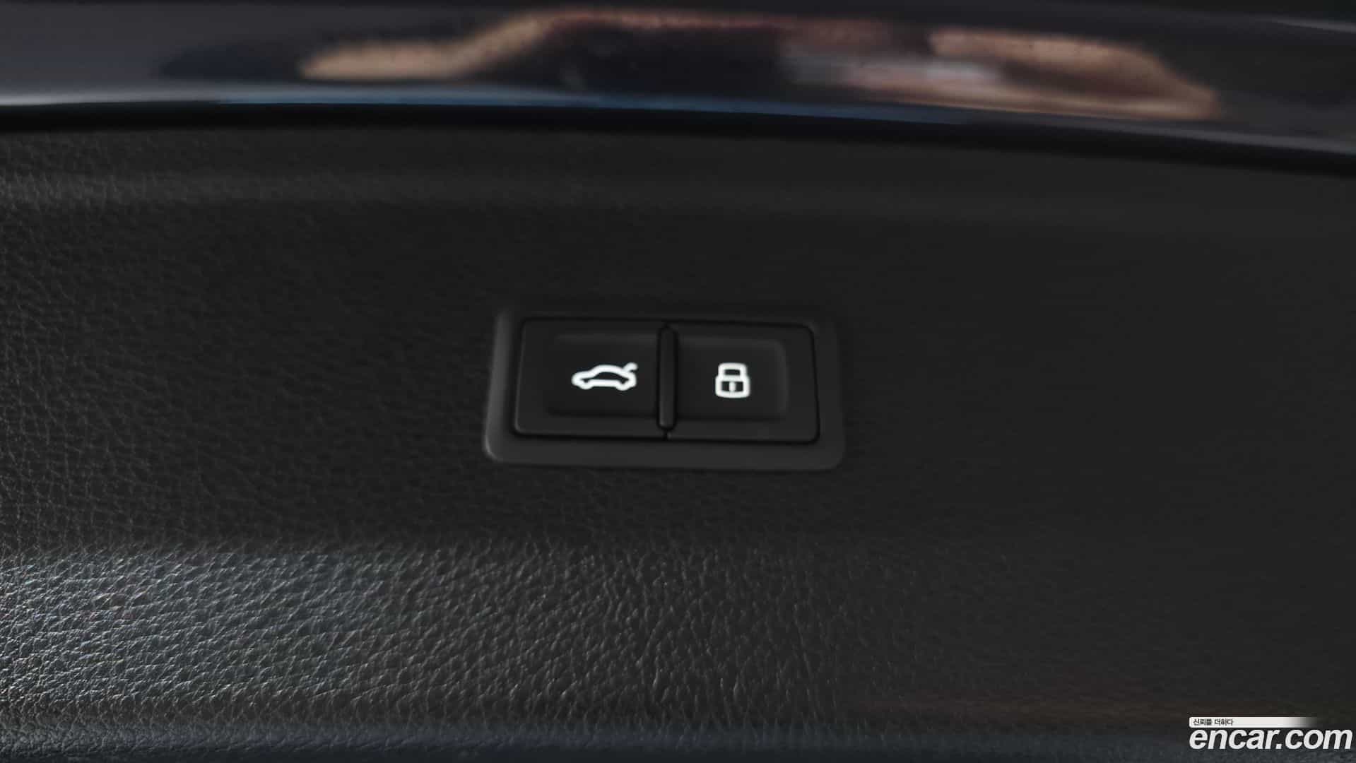 Q5 Audi 2020.4-OPTION-043