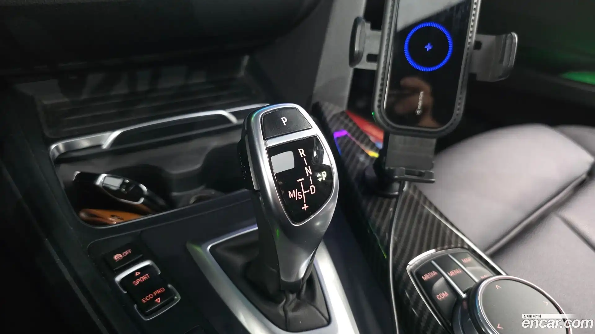3-Series BMW 2017.5-INNER-009