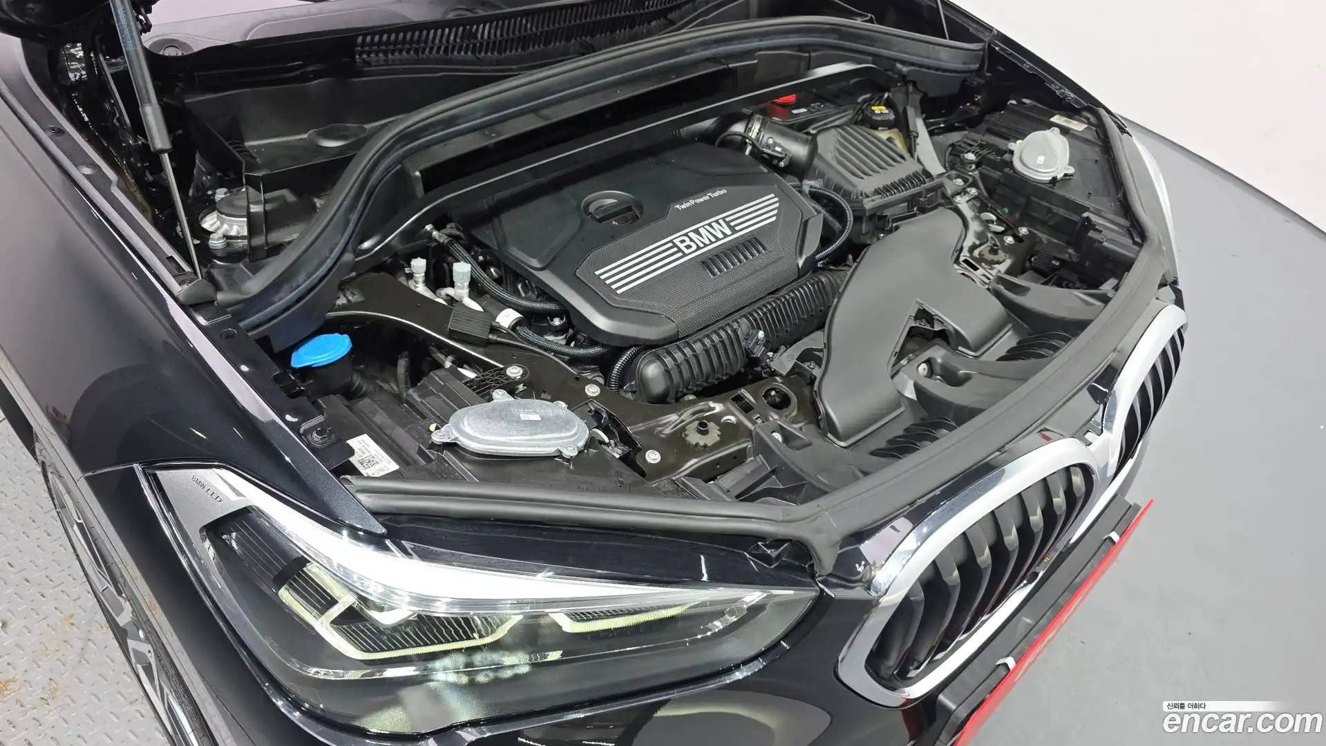 X1 BMW 2022.4-OUTER-006