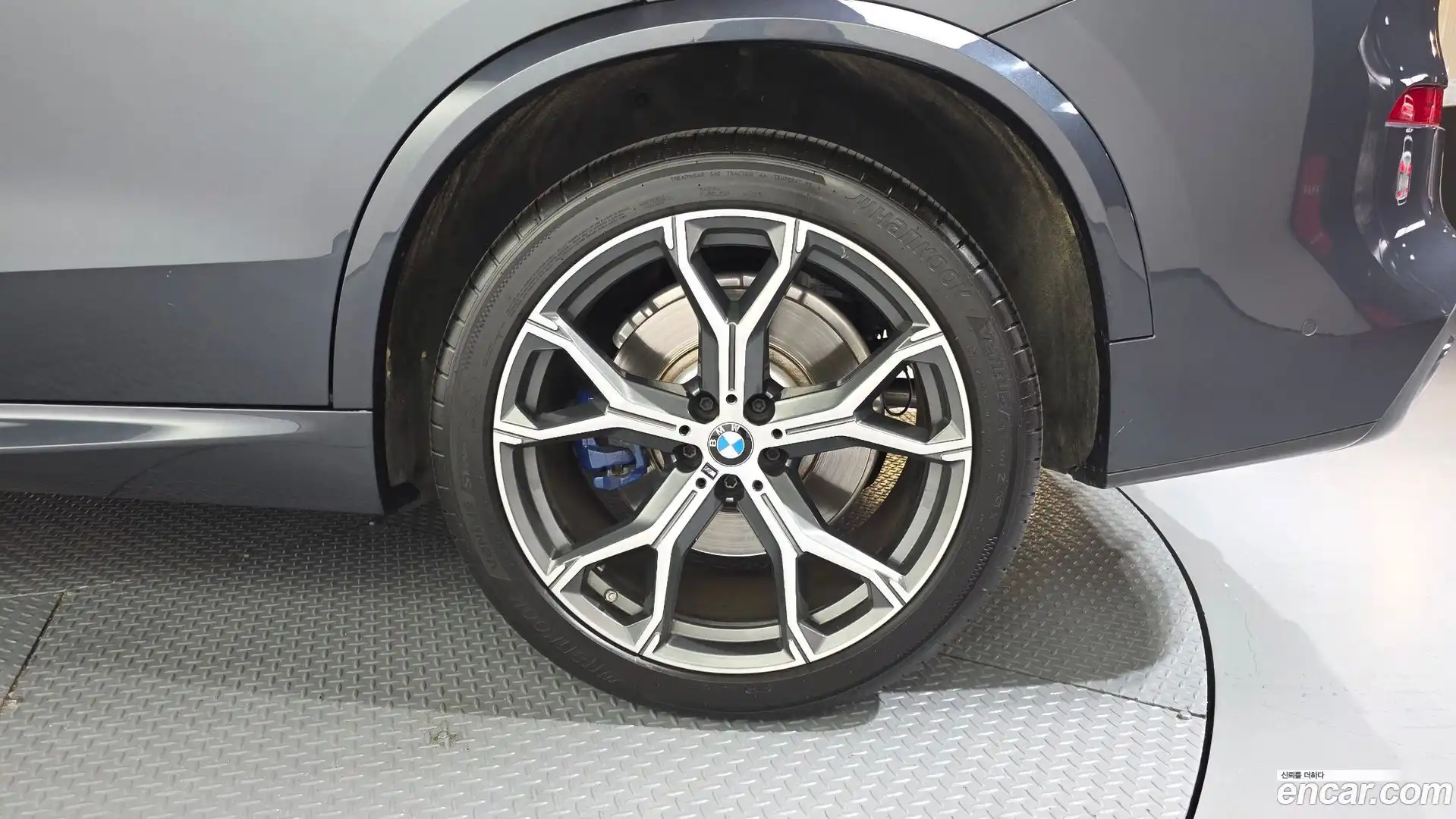 X5 BMW 2021.0-OUTER-031