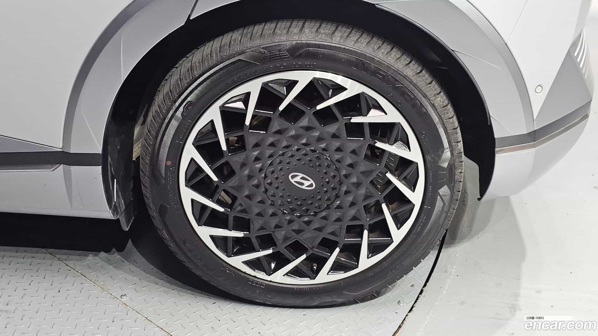 Ioniq5 Hyundai 2022.2-OUTER-031