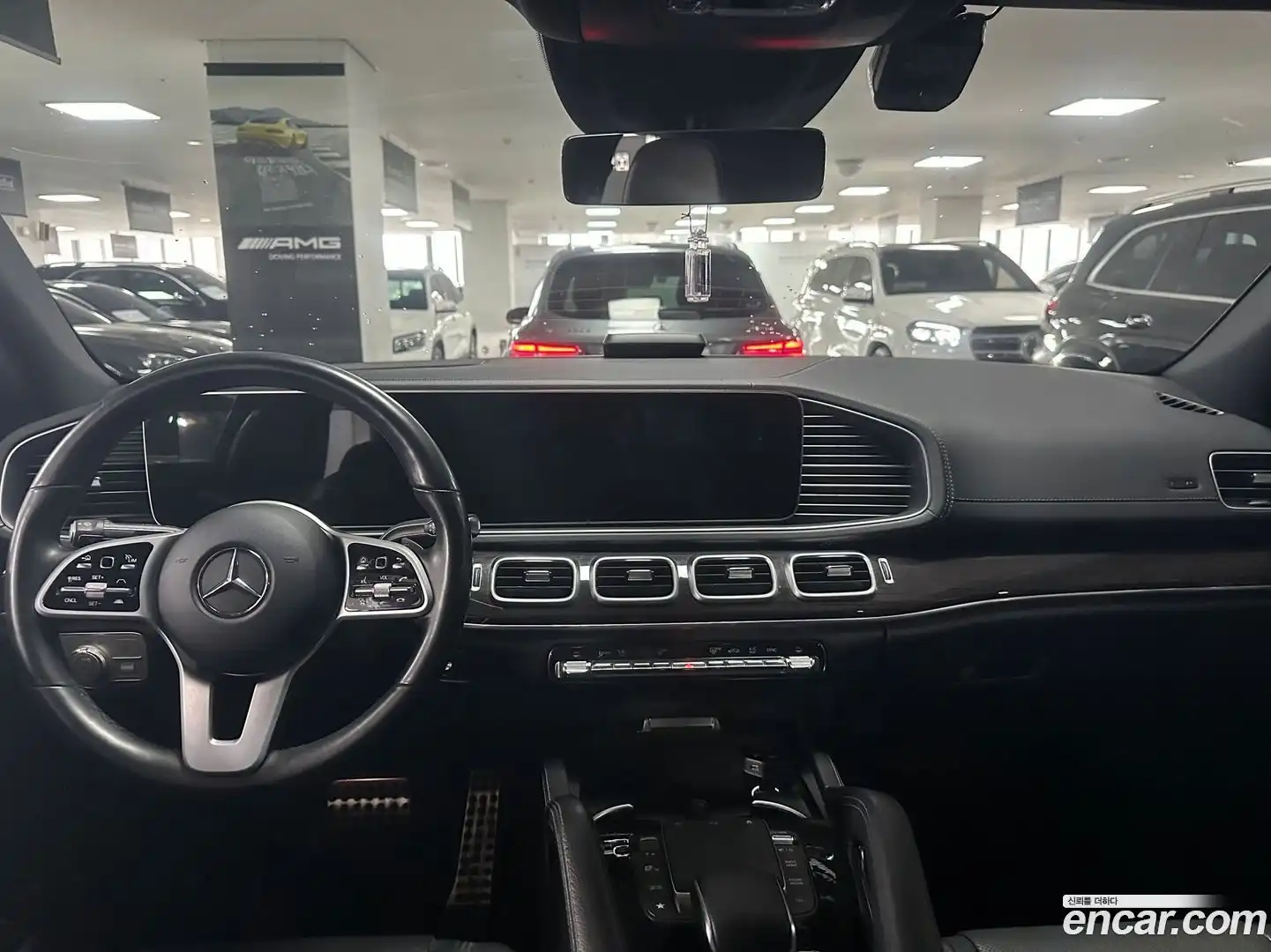 GLE-Class Mercedes-Benz 2021.7-INNER-007