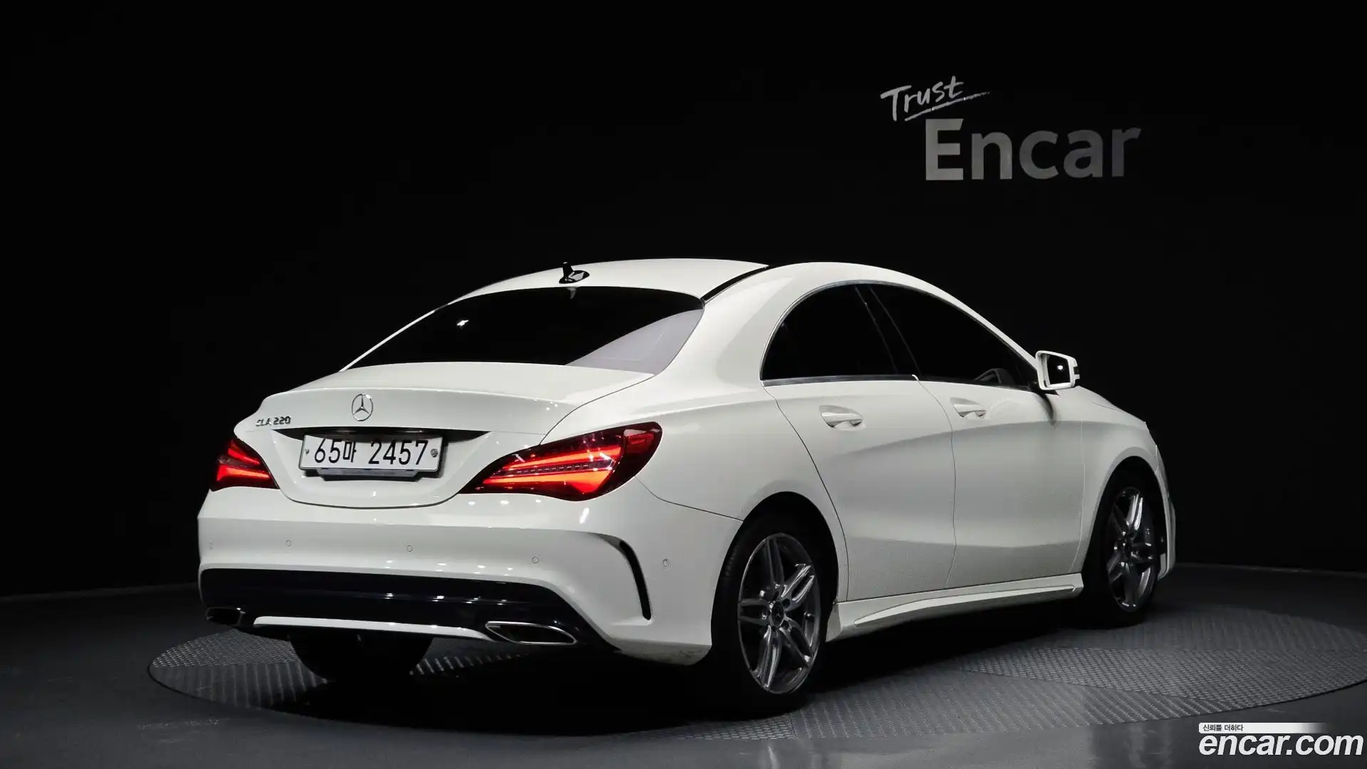 CLA-Class Mercedes-Benz 2017.10-OUTER-002