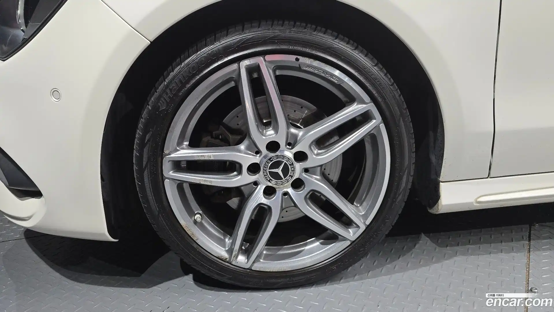 CLA-Class Mercedes-Benz 2017.10-OUTER-005