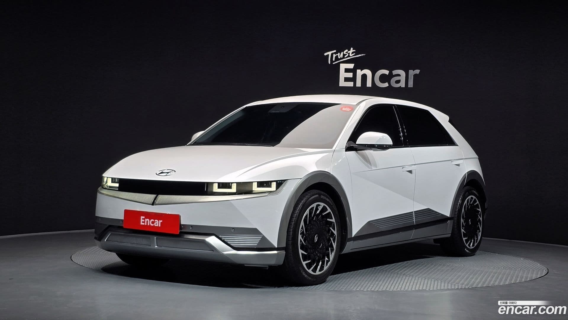 Main__Slider__Photo:Ioniq5 Hyundai 2022.10-0