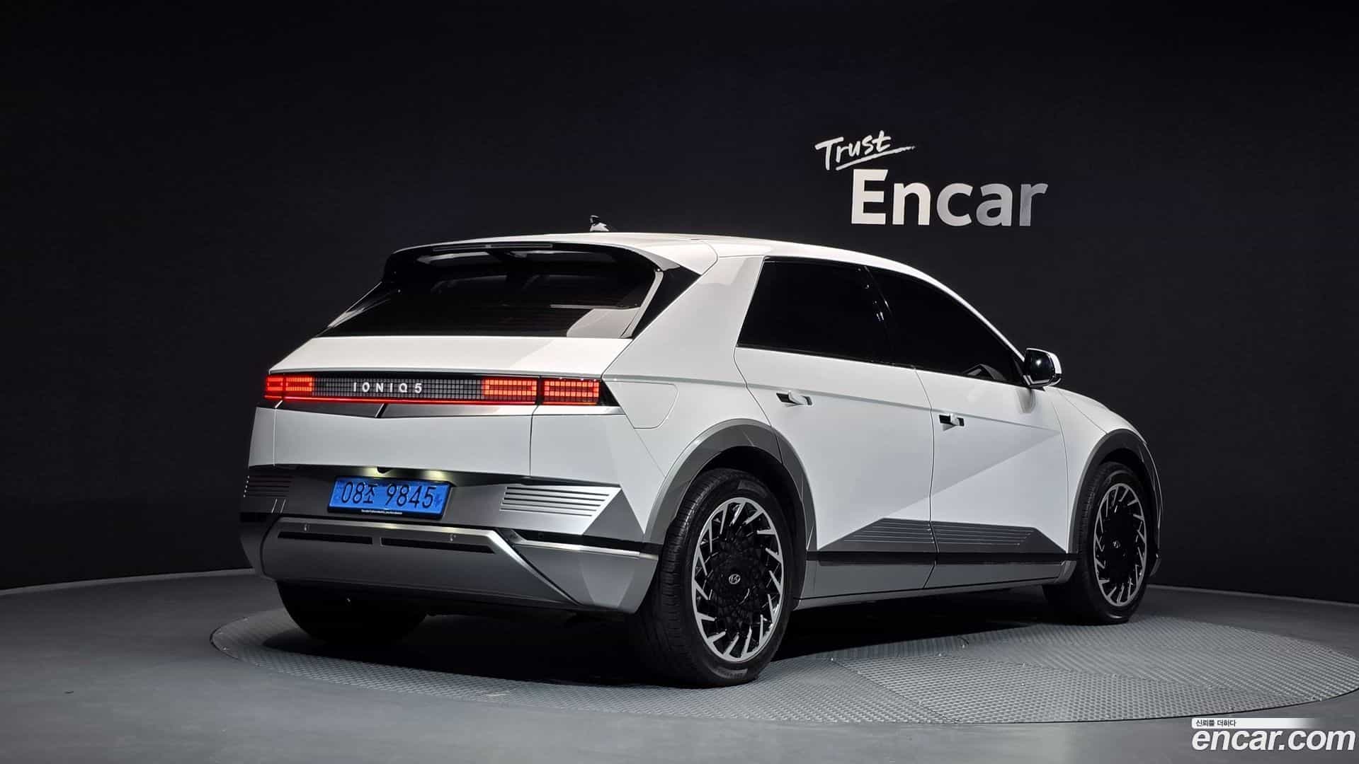 Ioniq5 Hyundai 2022.10-OUTER-002