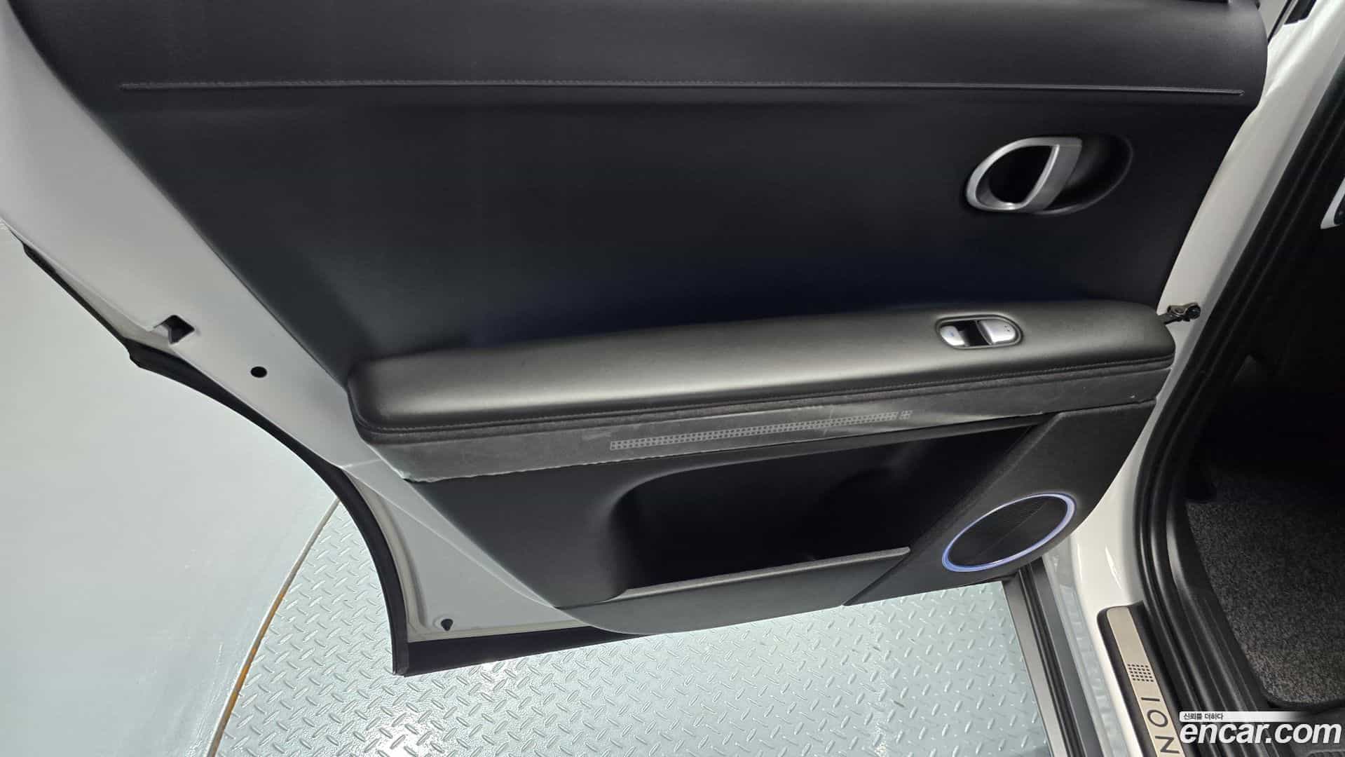 Ioniq5 Hyundai 2022.10-INNER-035
