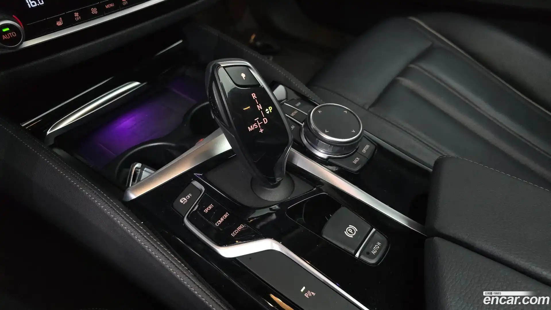 5-Series BMW 2019.5-INNER-009