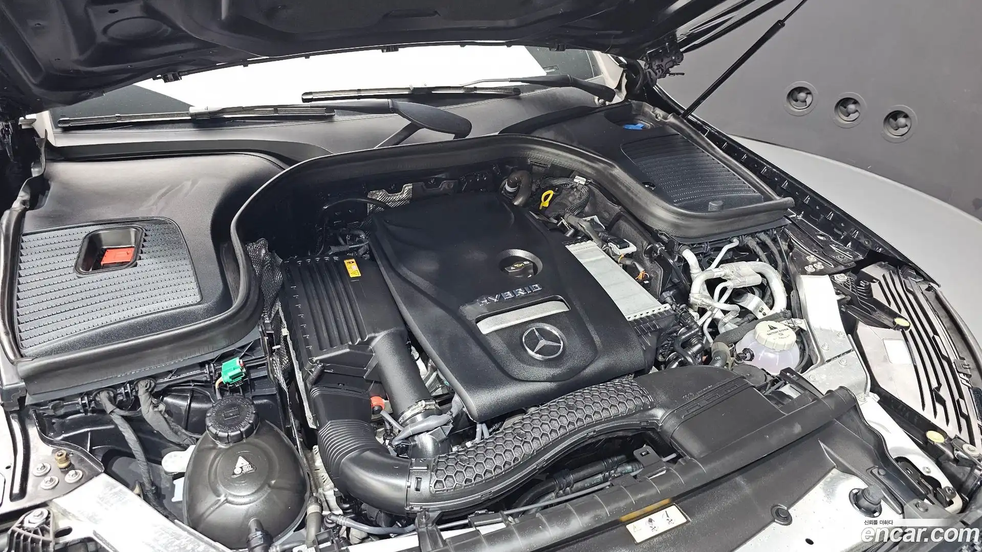 GLC-Class Mercedes-Benz 2022.2-OUTER-006