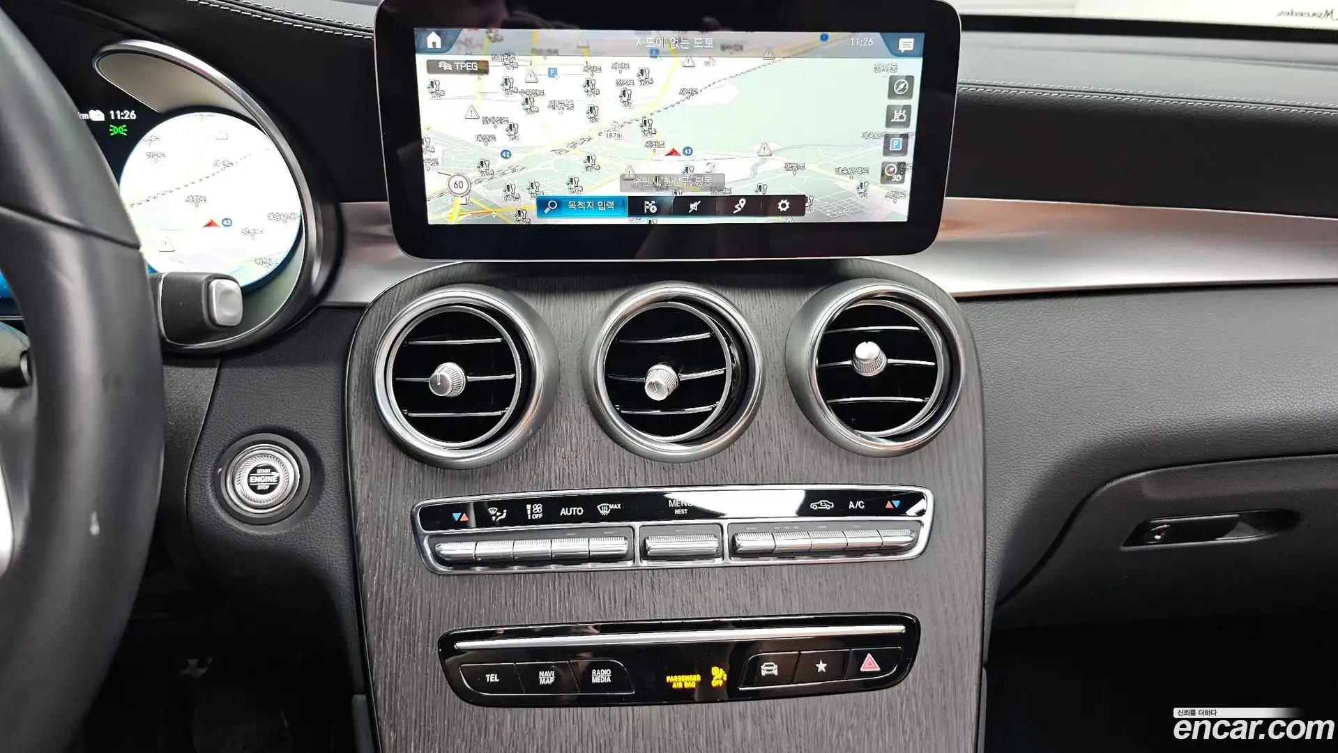 GLC-Class Mercedes-Benz 2022.2-OPTION-017