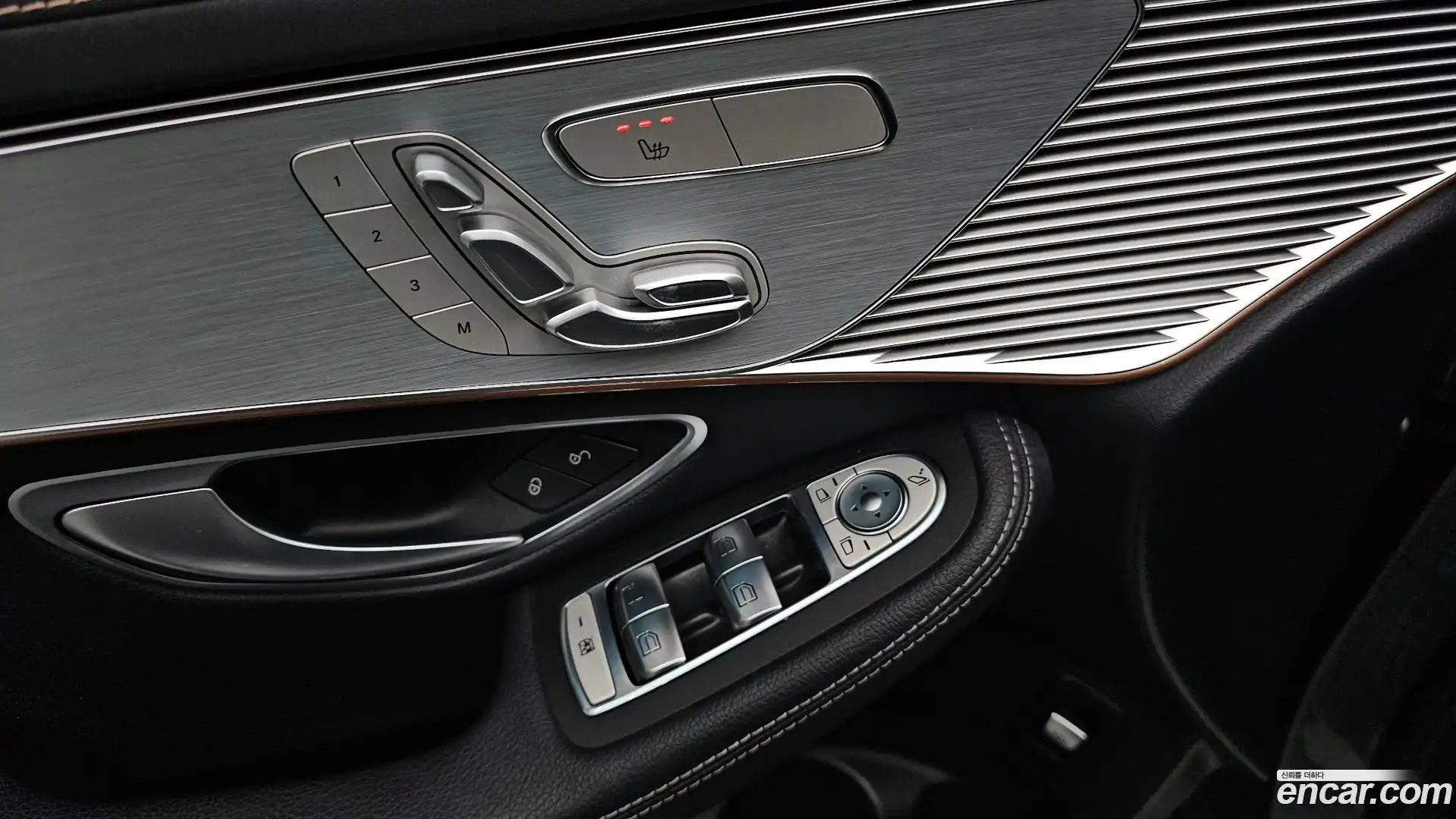 EQC Mercedes-Benz 2020.11-OPTION-020