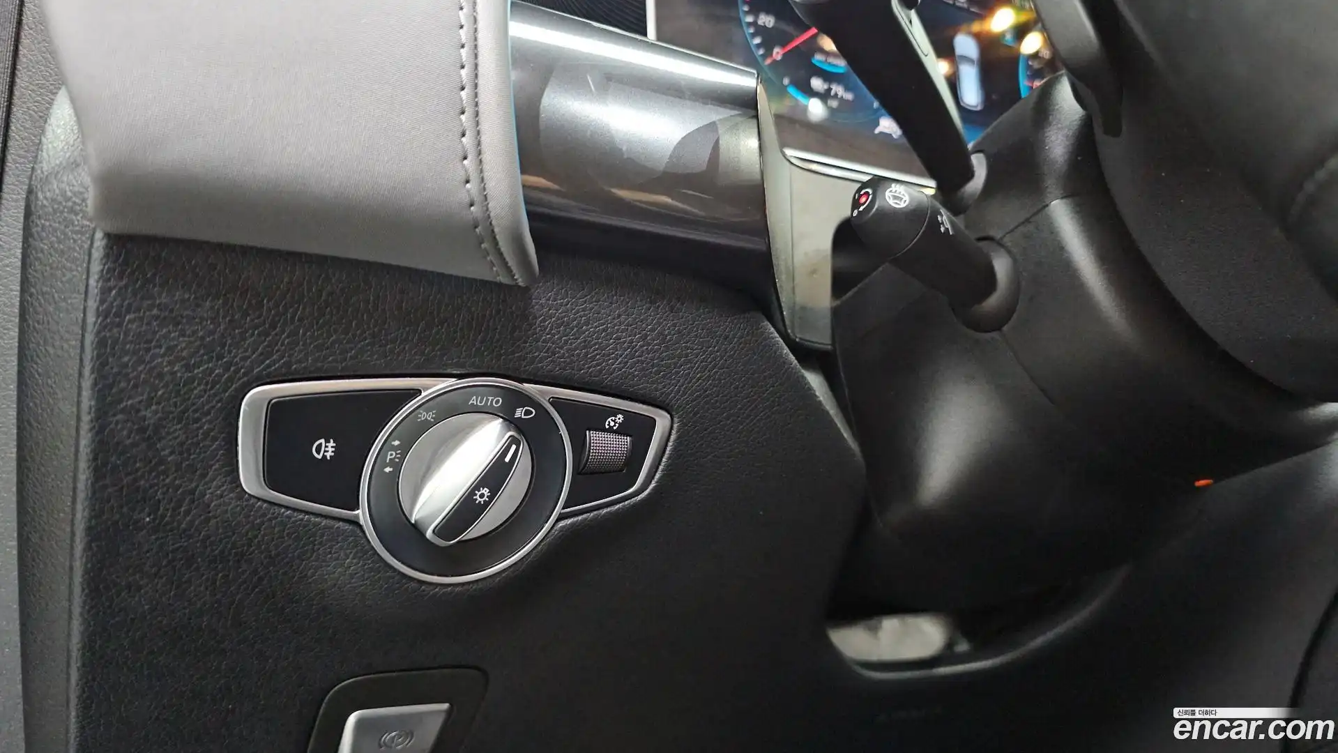 EQC Mercedes-Benz 2020.11-OPTION-021