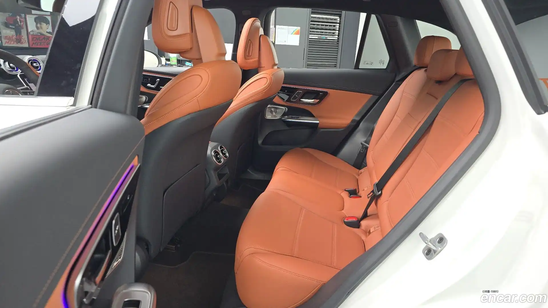 GLC-Class Mercedes-Benz 2025.8-OPTION-016
