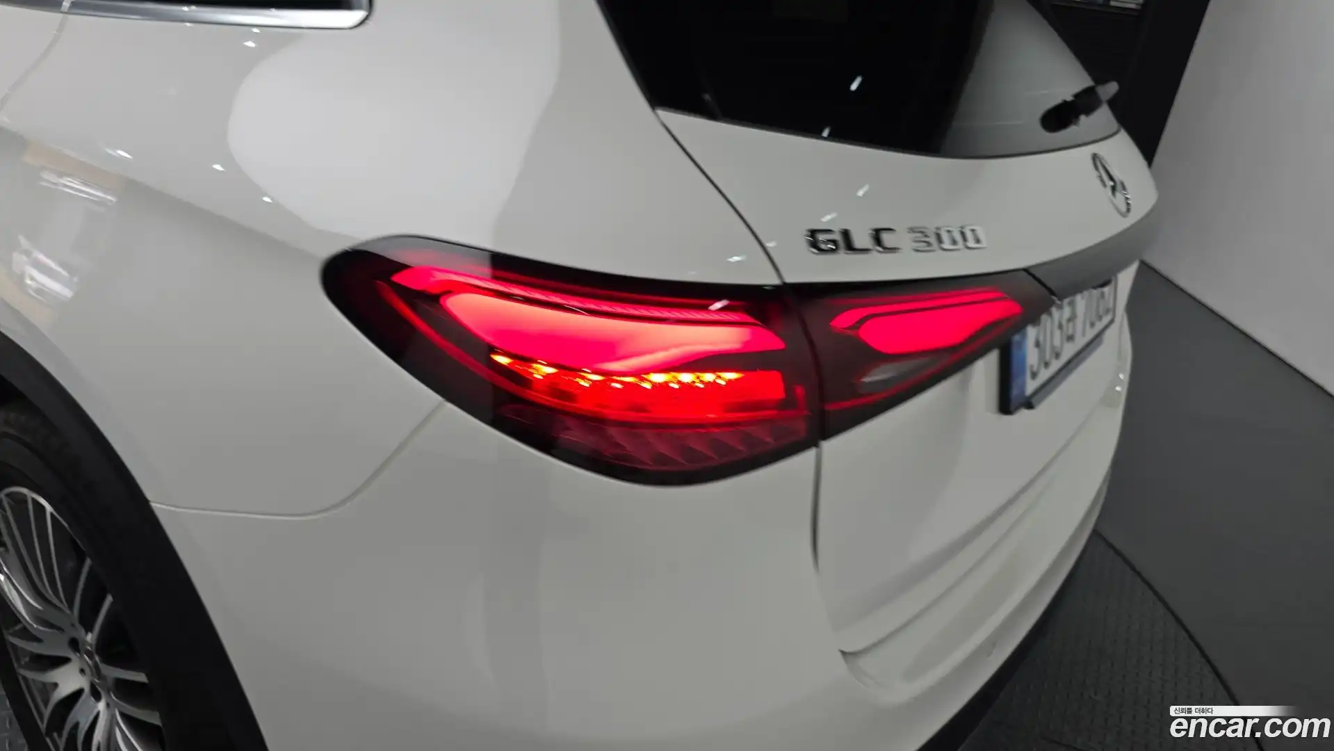 GLC-Class Mercedes-Benz 2025.8-OUTER-033