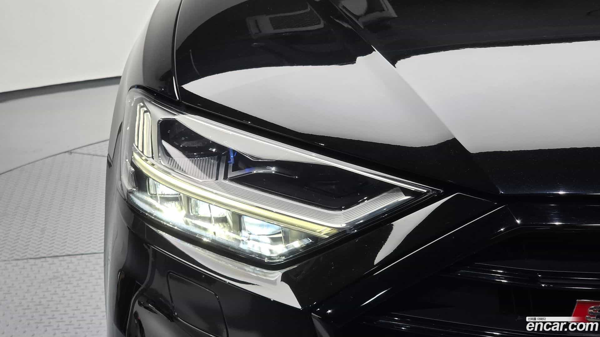 S8 Audi 2020.9-OUTER-032