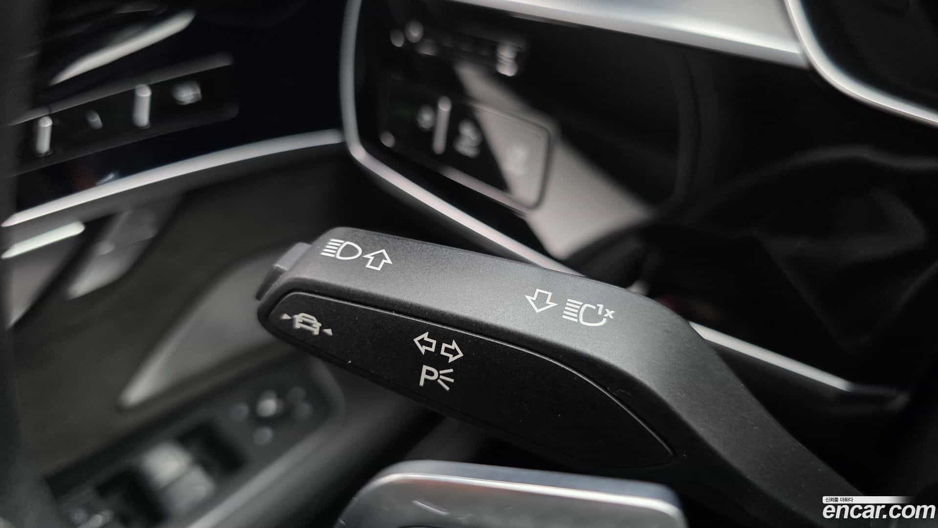 S8 Audi 2020.9-OPTION-043
