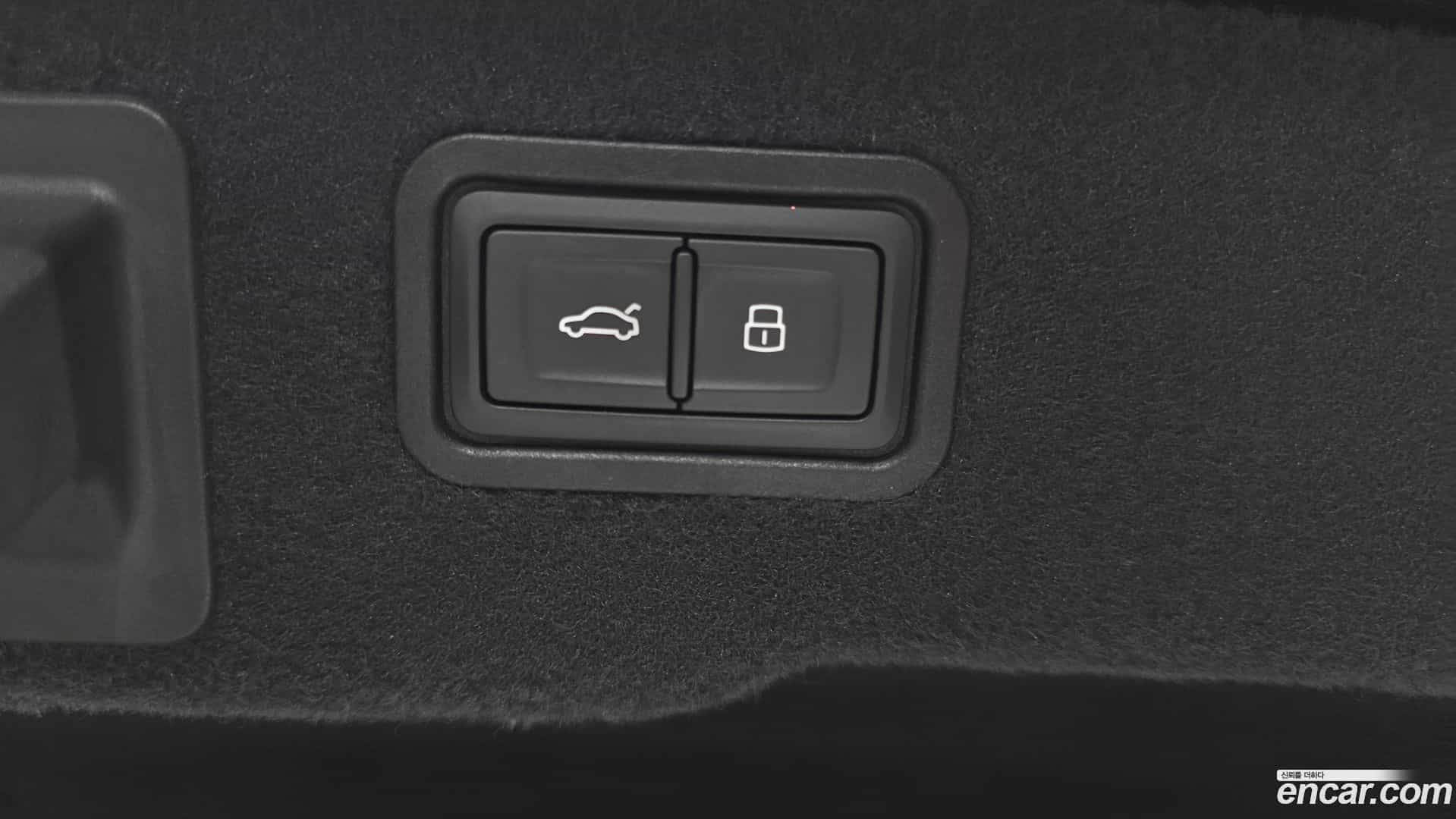 S8 Audi 2020.9-OPTION-053