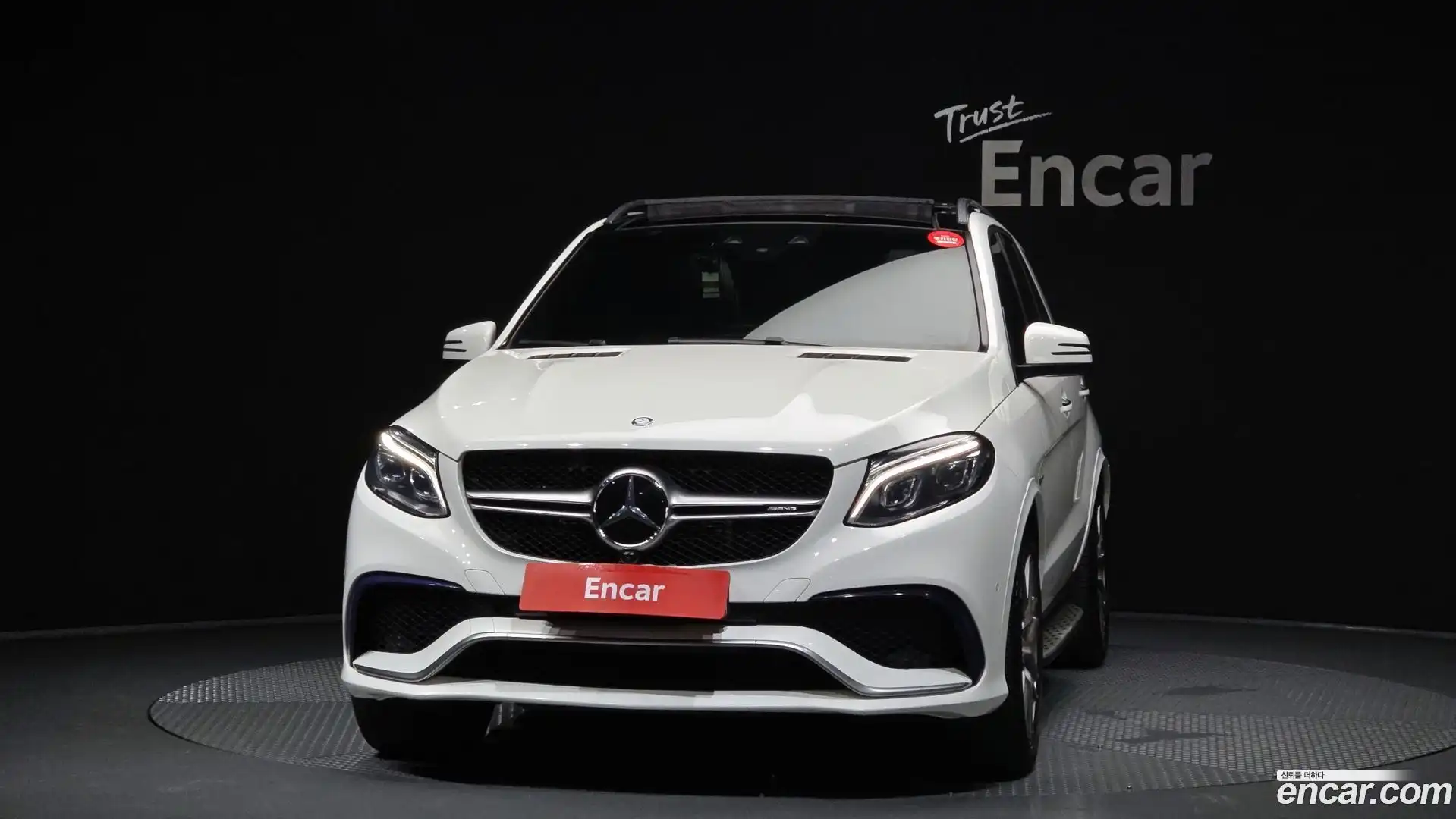 GLE-Class Mercedes-Benz 2016.11-OUTER-003