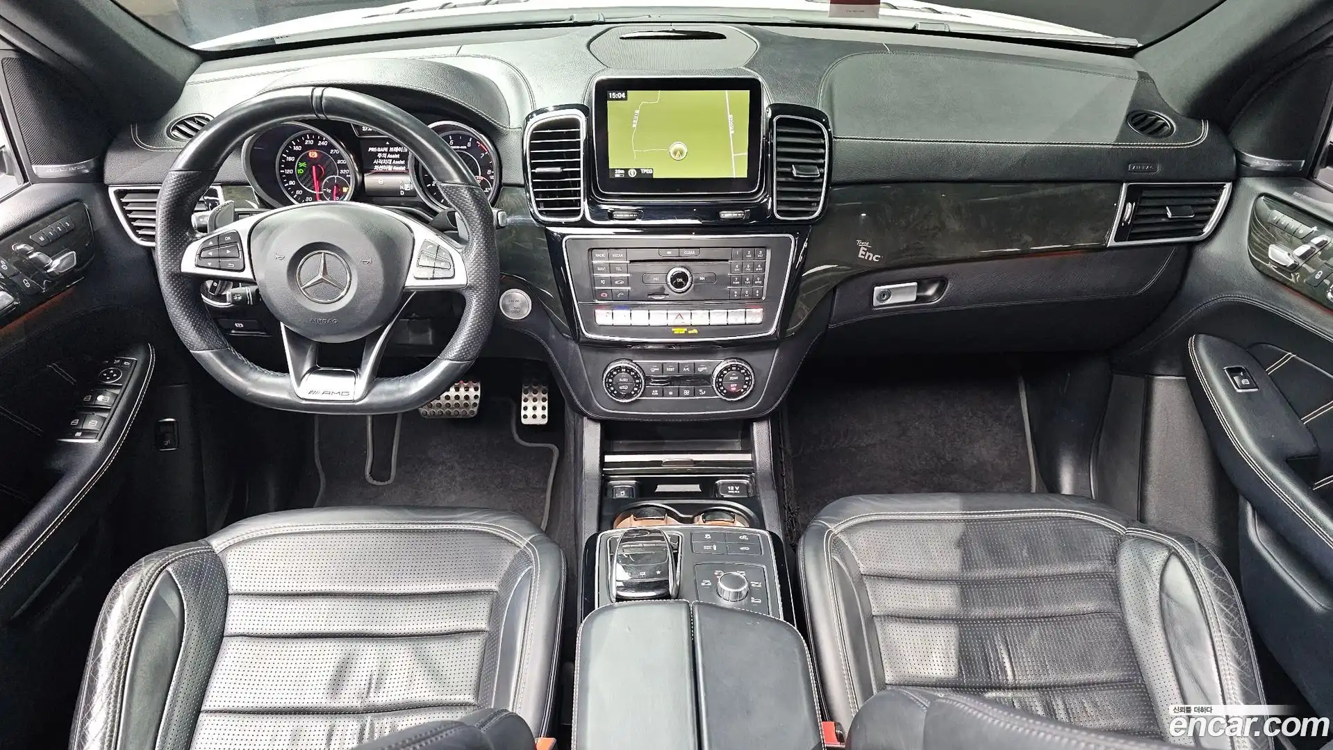 GLE-Class Mercedes-Benz 2016.11-INNER-007