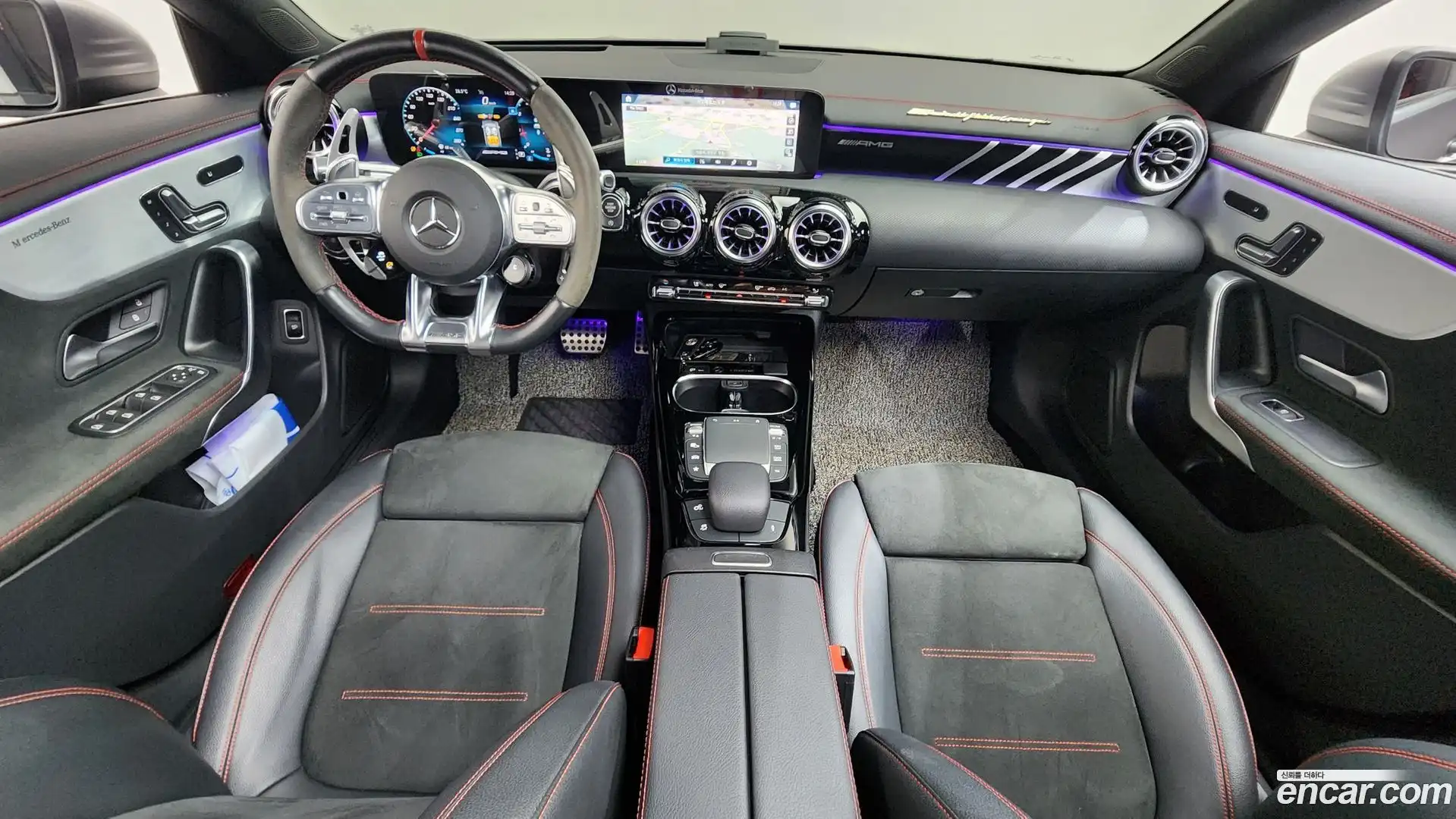 CLA-Class Mercedes-Benz 2021.7-INNER-007