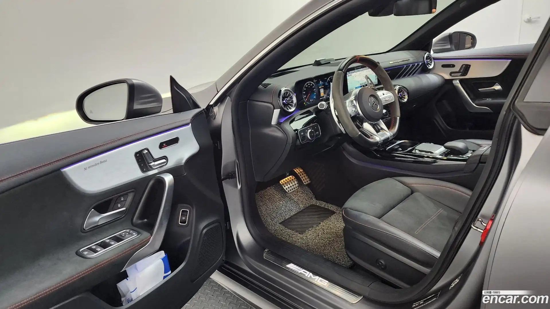 CLA-Class Mercedes-Benz 2021.7-INNER-010