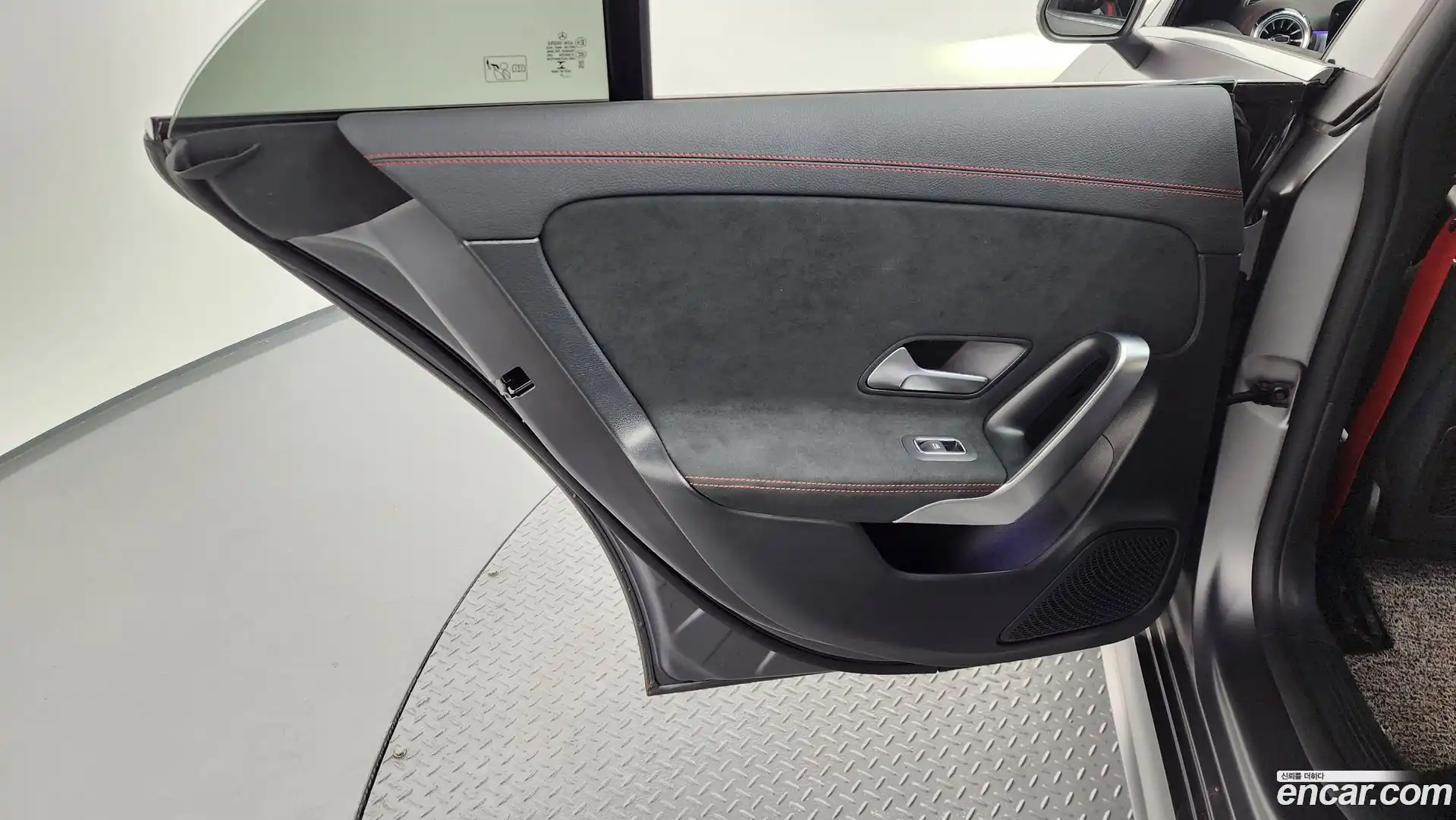 CLA-Class Mercedes-Benz 2021.7-INNER-035